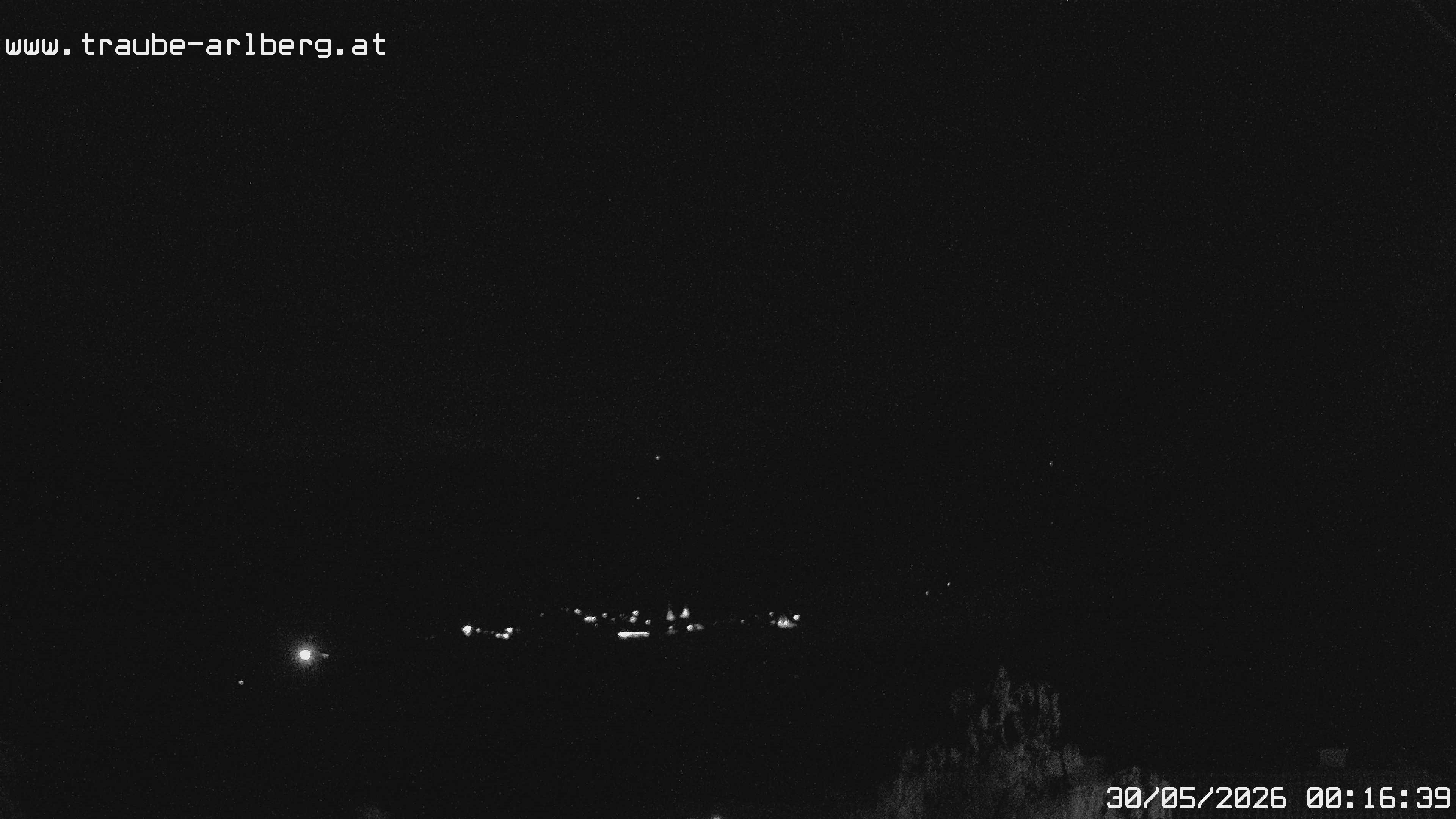 Archiv Foto Webcam Pettneu, Gasthof Traube