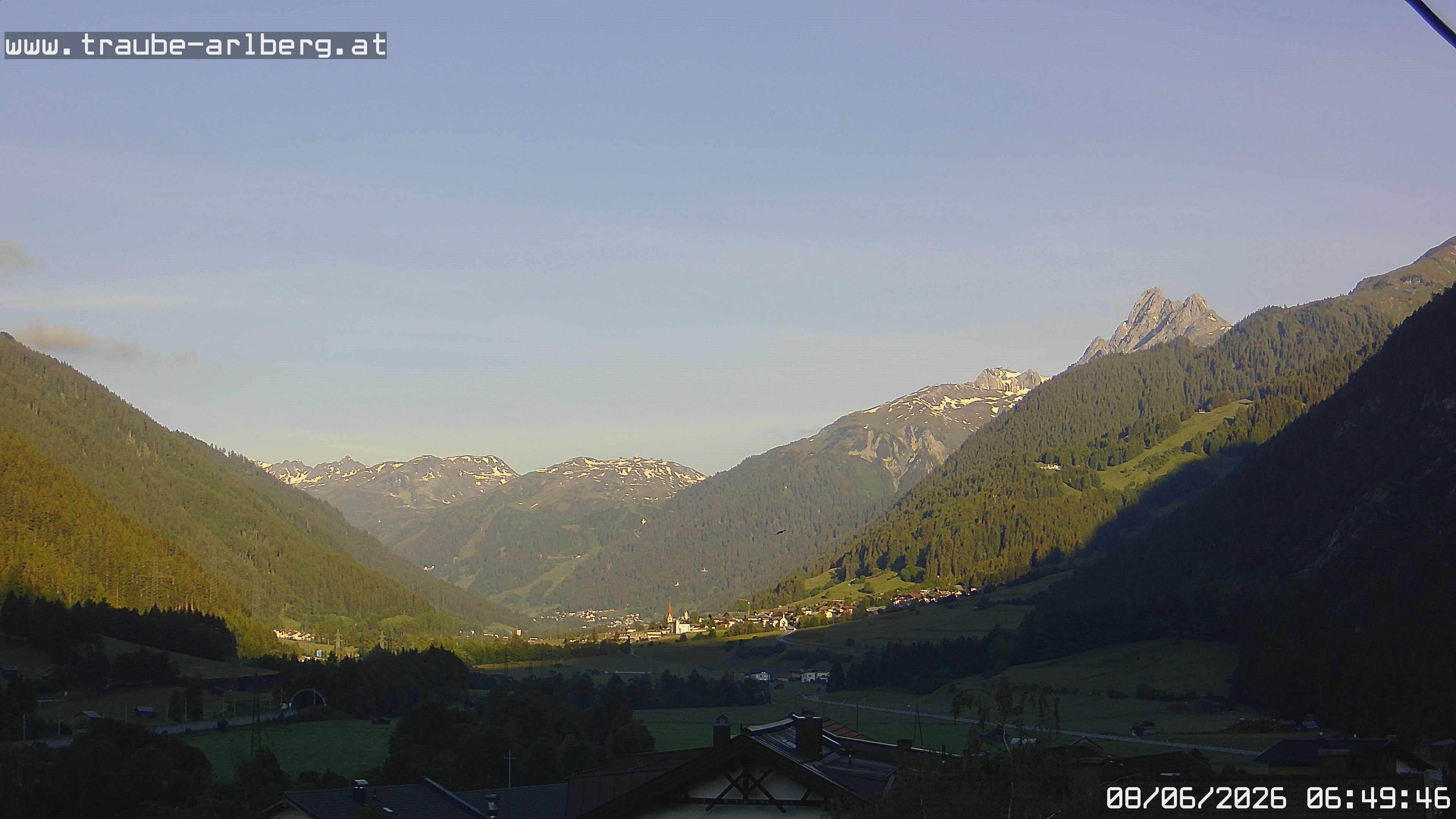 Archiv Foto Webcam Pettneu, Gasthof Traube