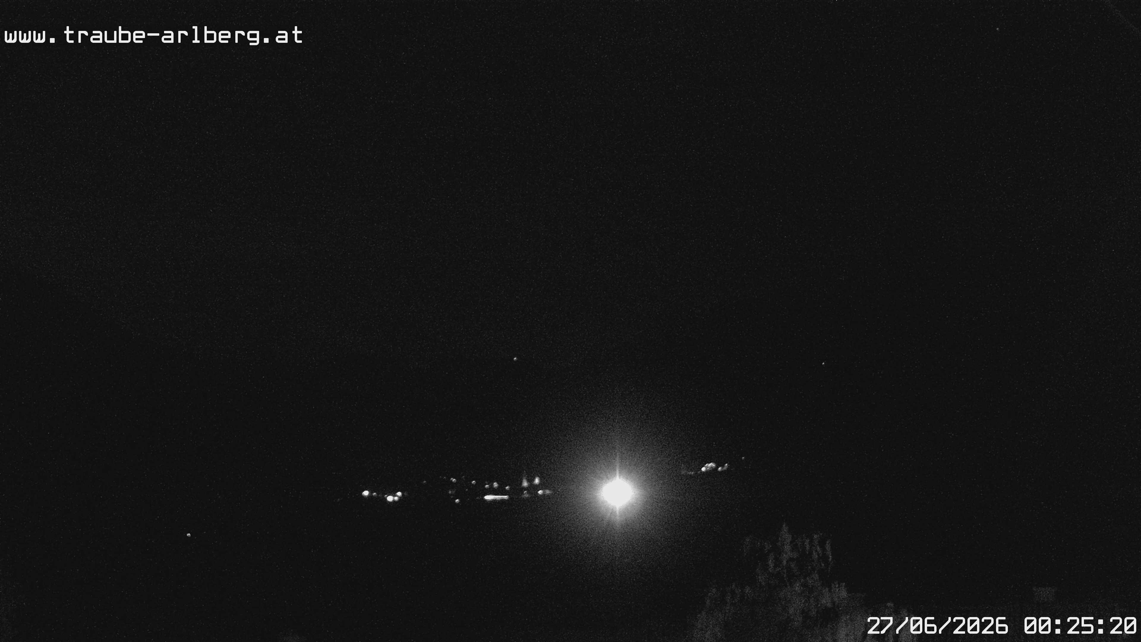Archiv Foto Webcam Pettneu, Gasthof Traube