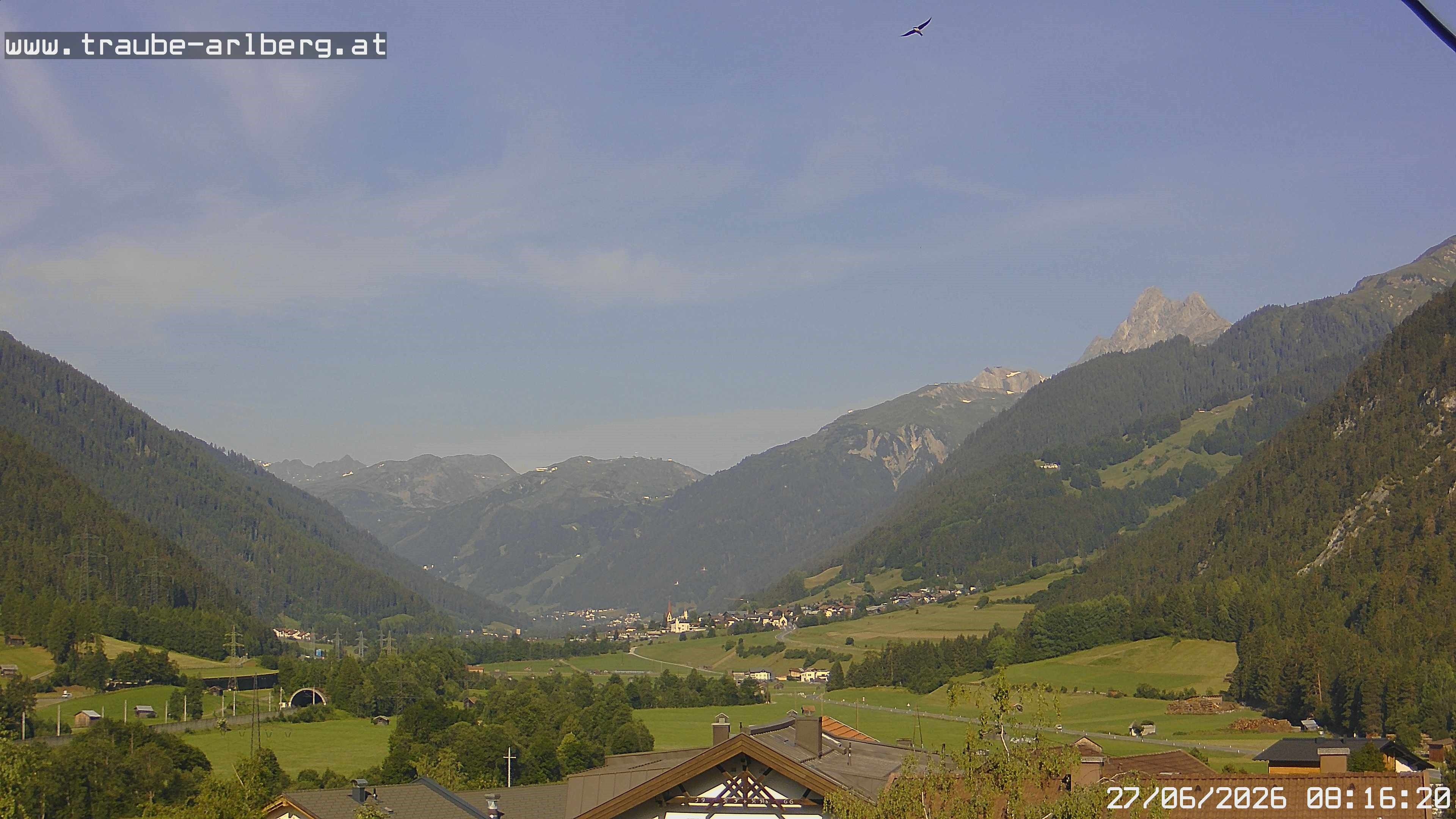 Archiv Foto Webcam Pettneu, Gasthof Traube