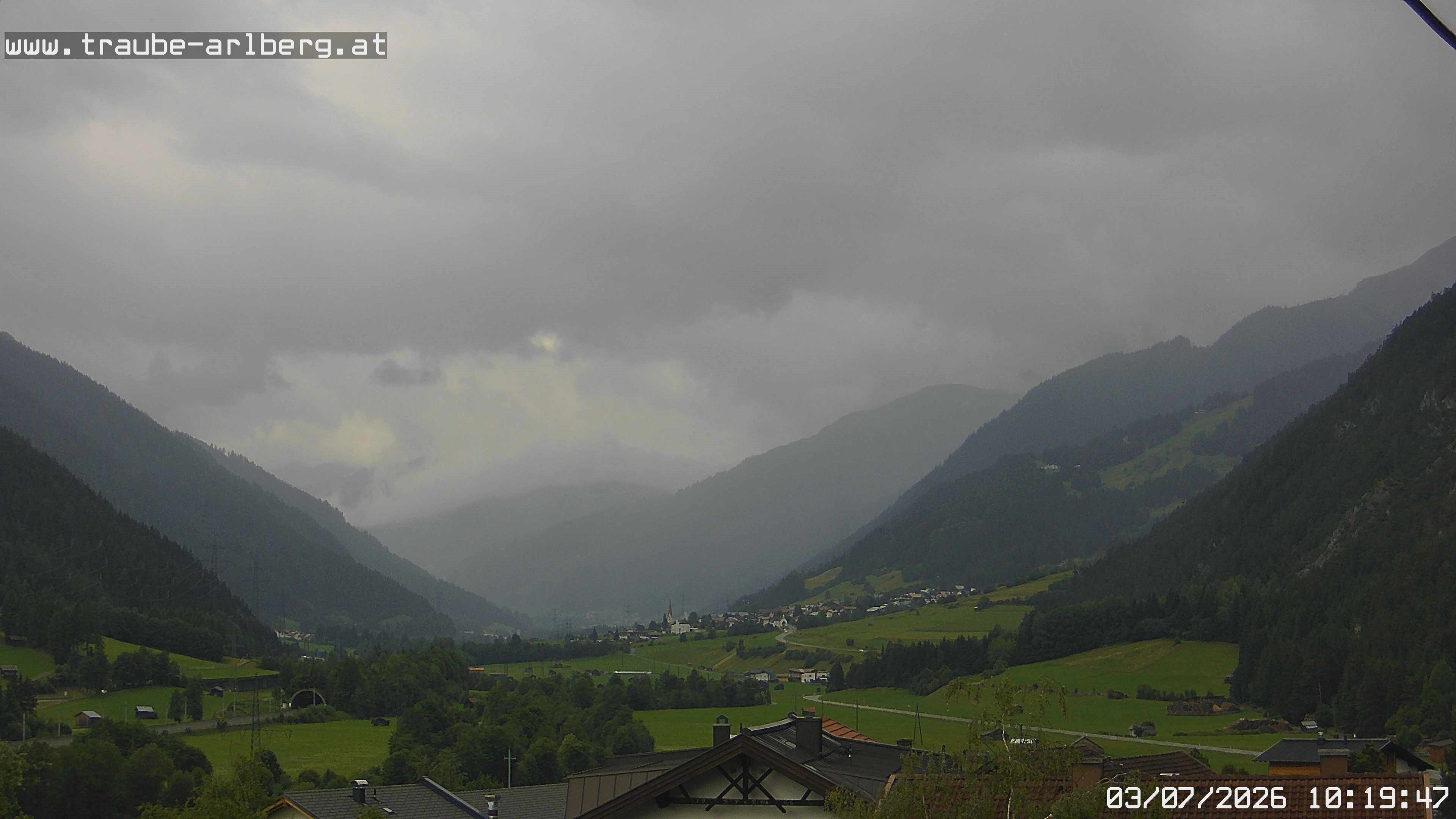Archiv Foto Webcam Pettneu, Gasthof Traube