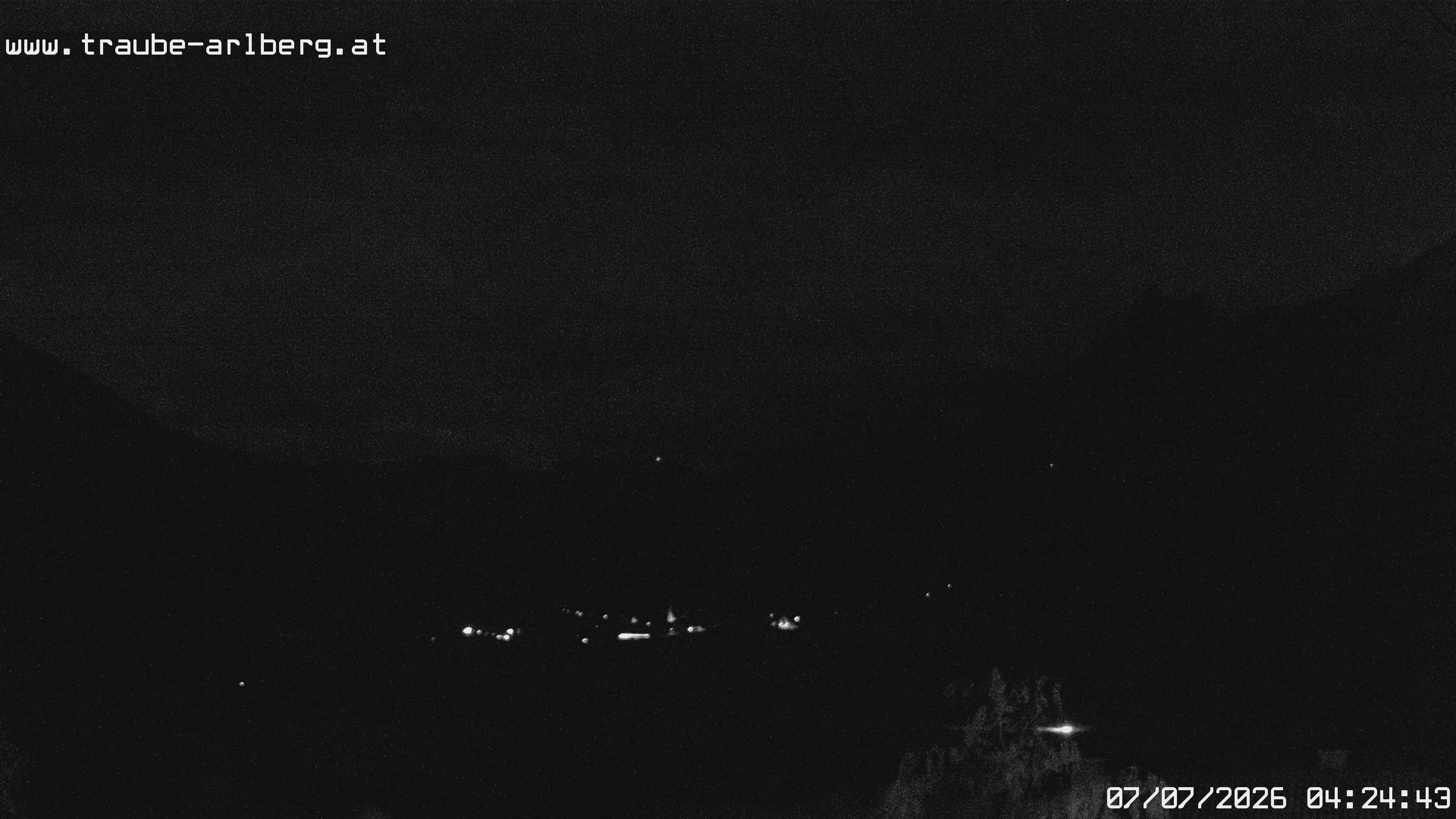 Archiv Foto Webcam Pettneu, Gasthof Traube