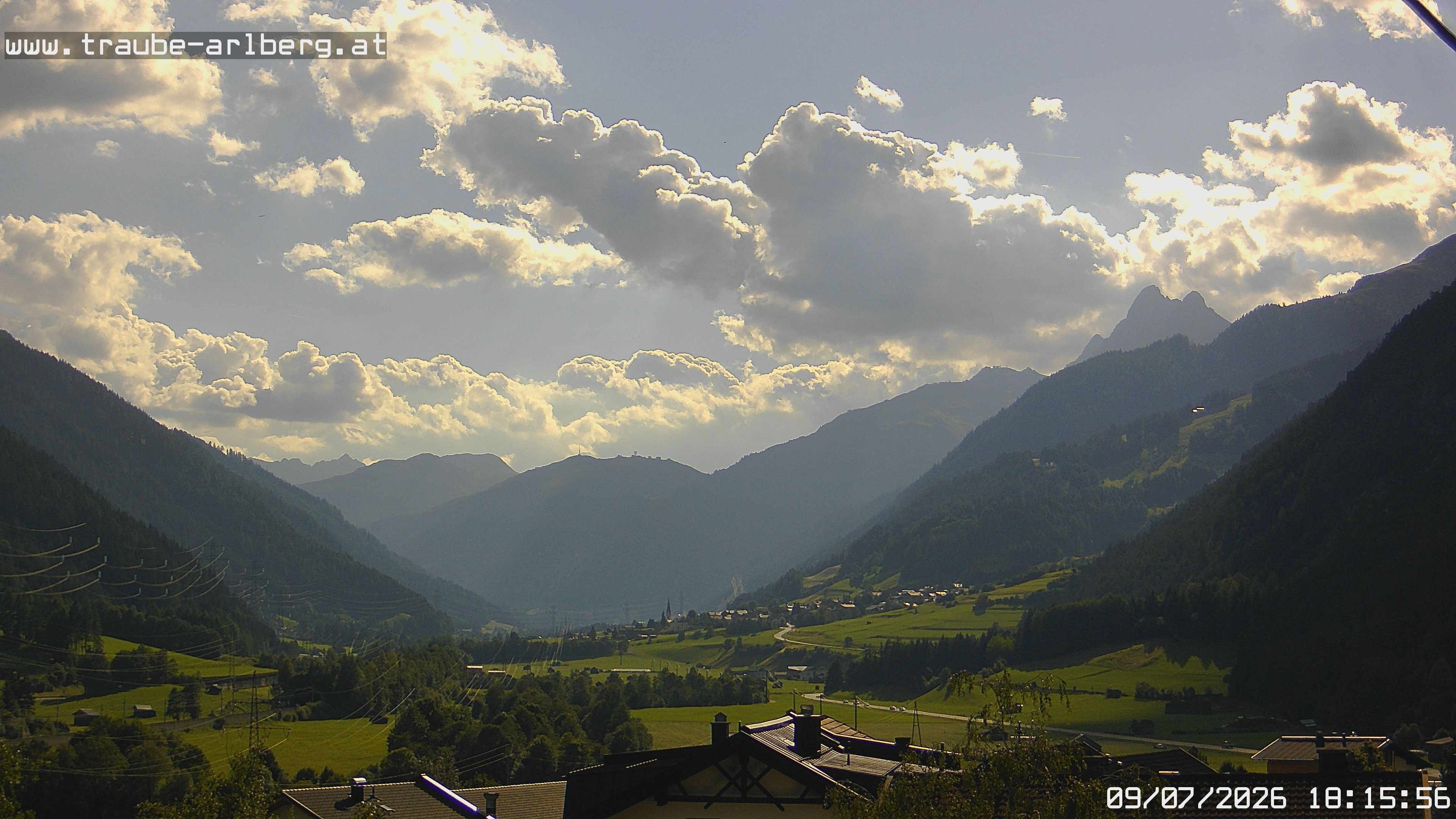 Archiv Foto Webcam Pettneu, Gasthof Traube