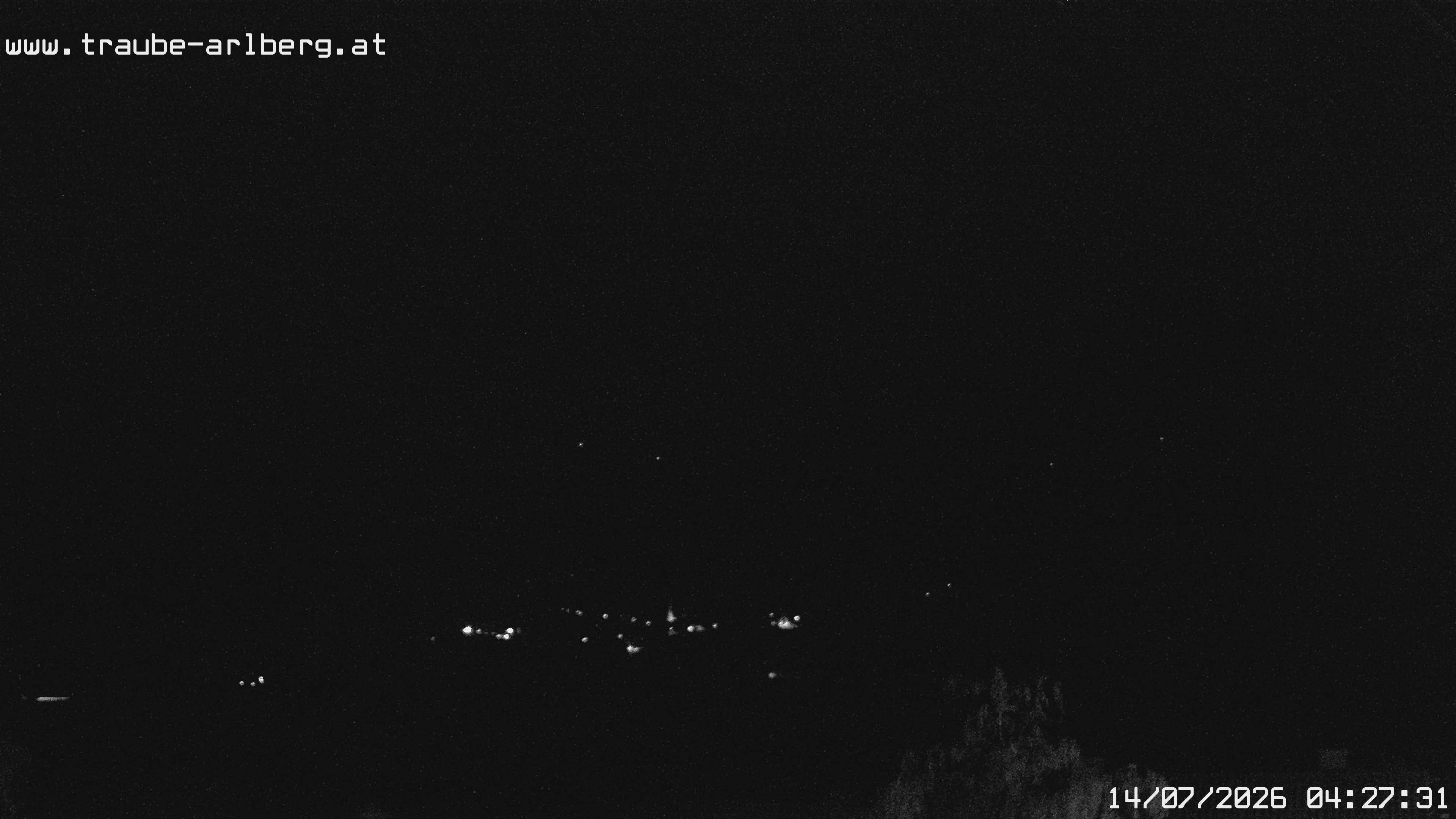 Archived image Webcam guesthouse "Traube", Pettneu