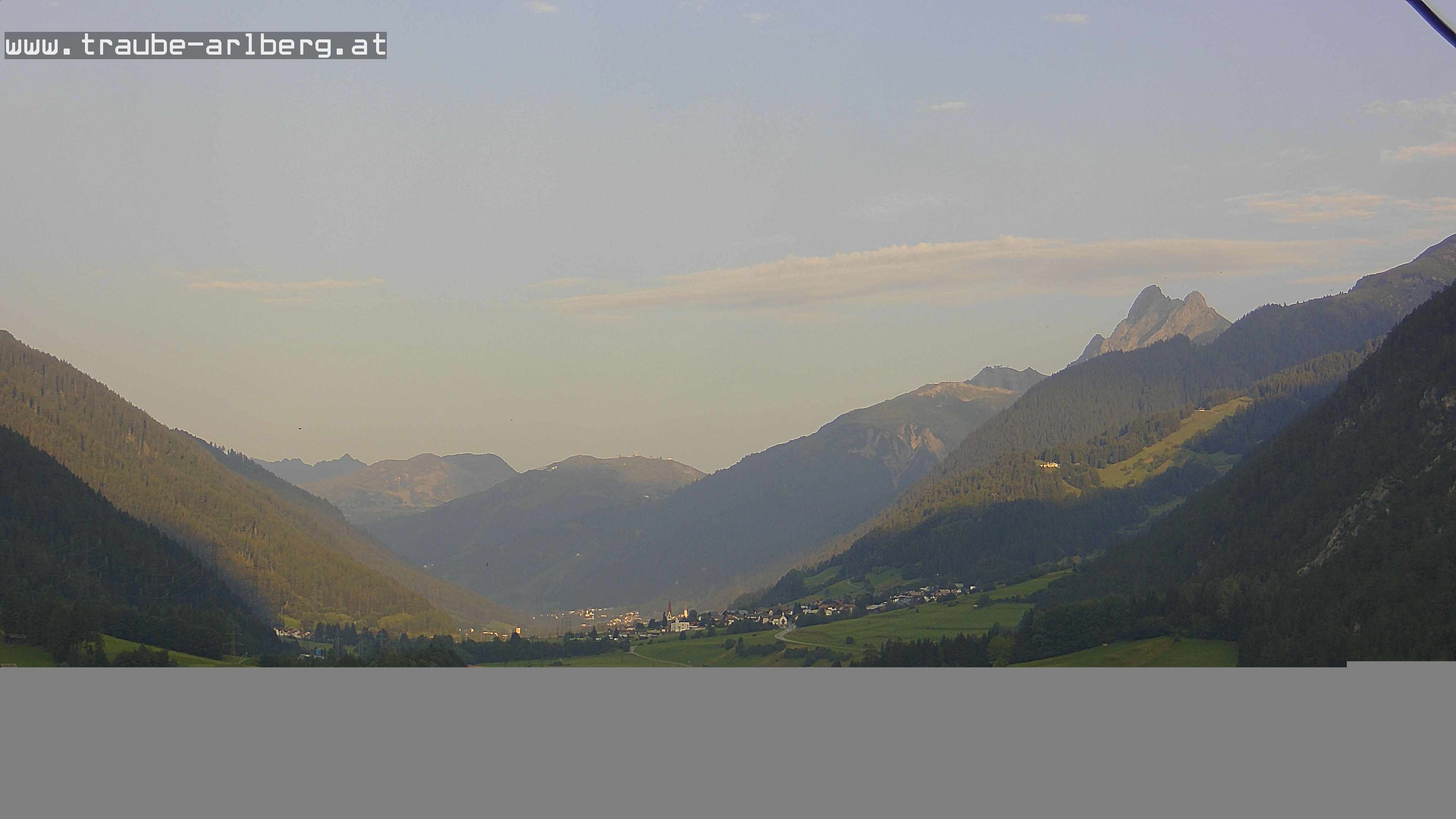 Archiv Foto Webcam Pettneu, Gasthof Traube