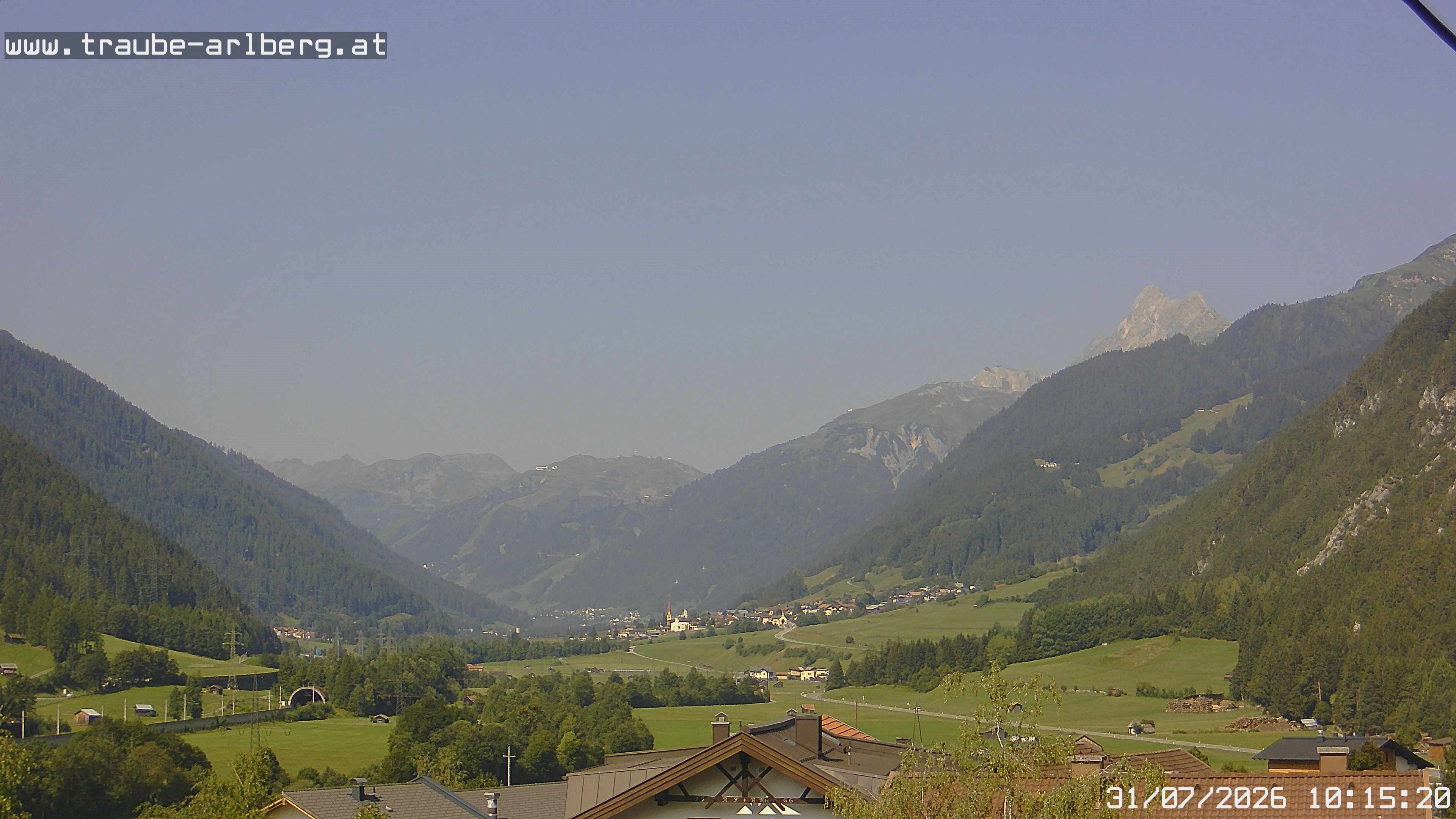 Archiv Foto Webcam Pettneu, Gasthof Traube