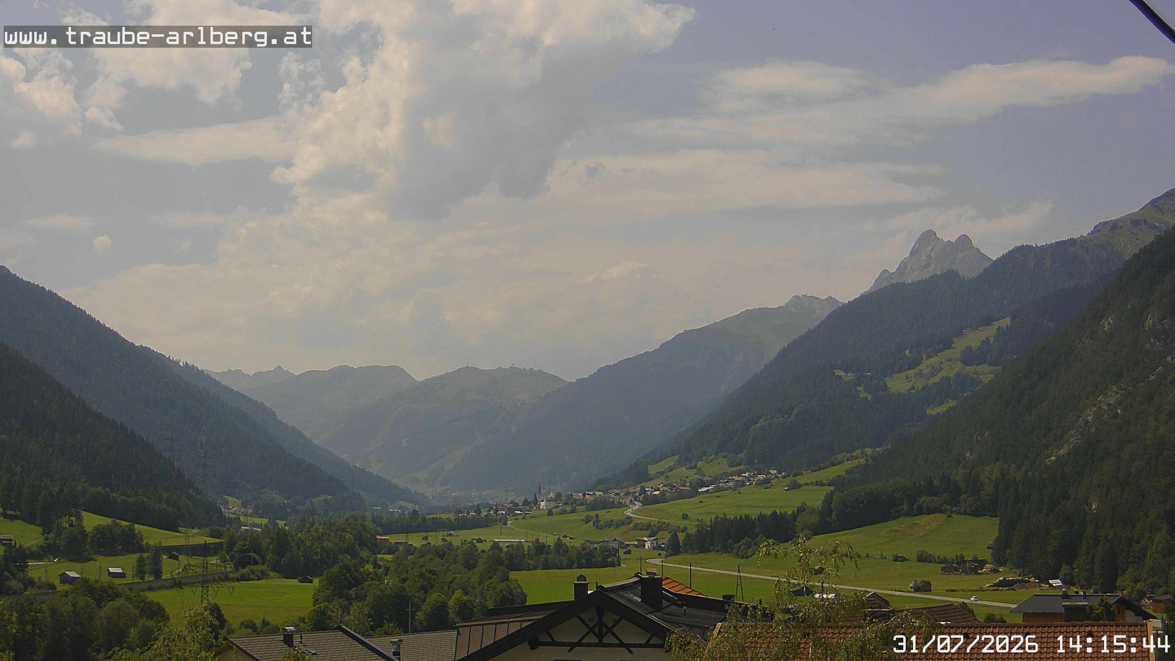Archiv Foto Webcam Pettneu, Gasthof Traube