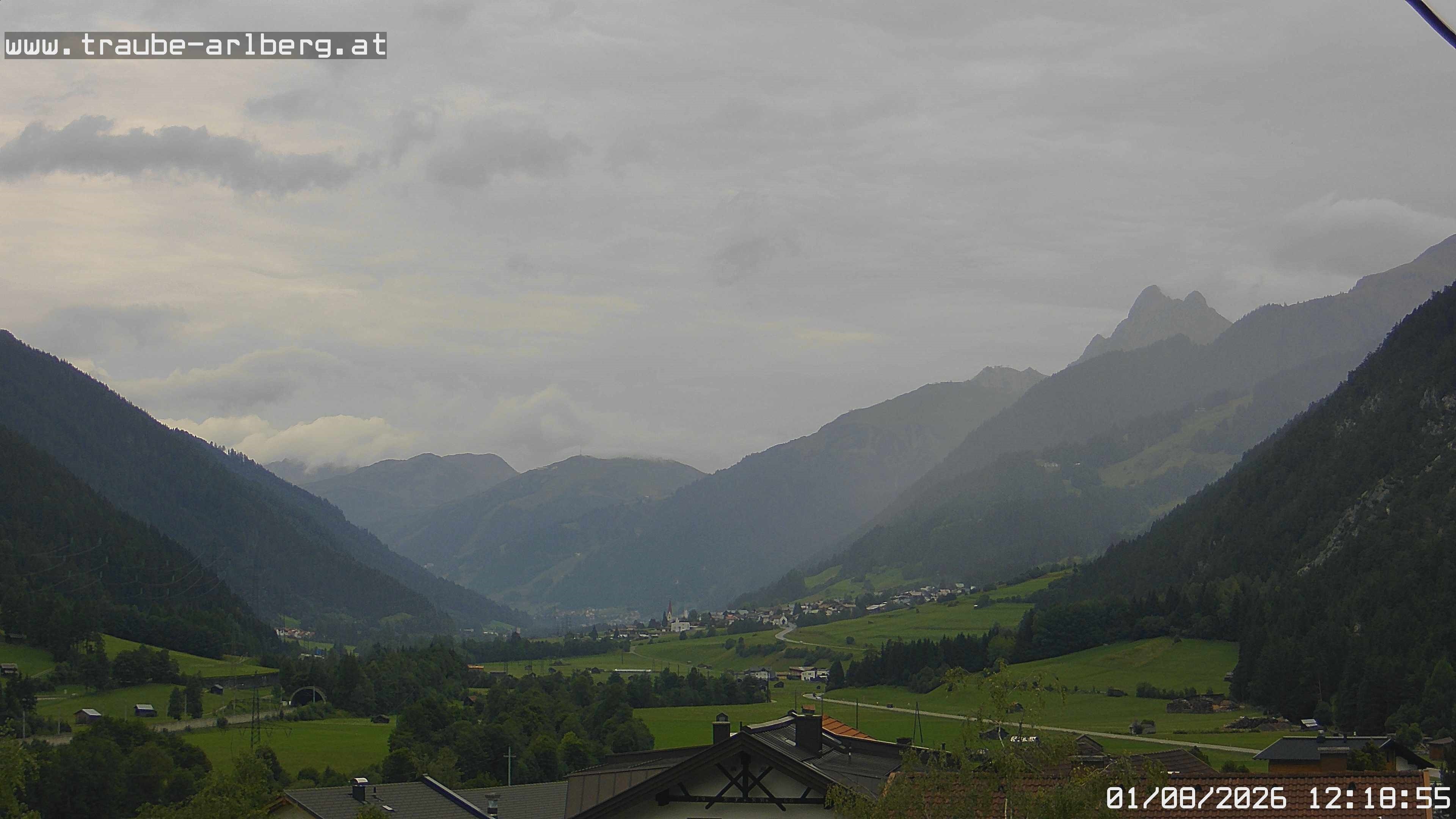 Archiv Foto Webcam Pettneu, Gasthof Traube