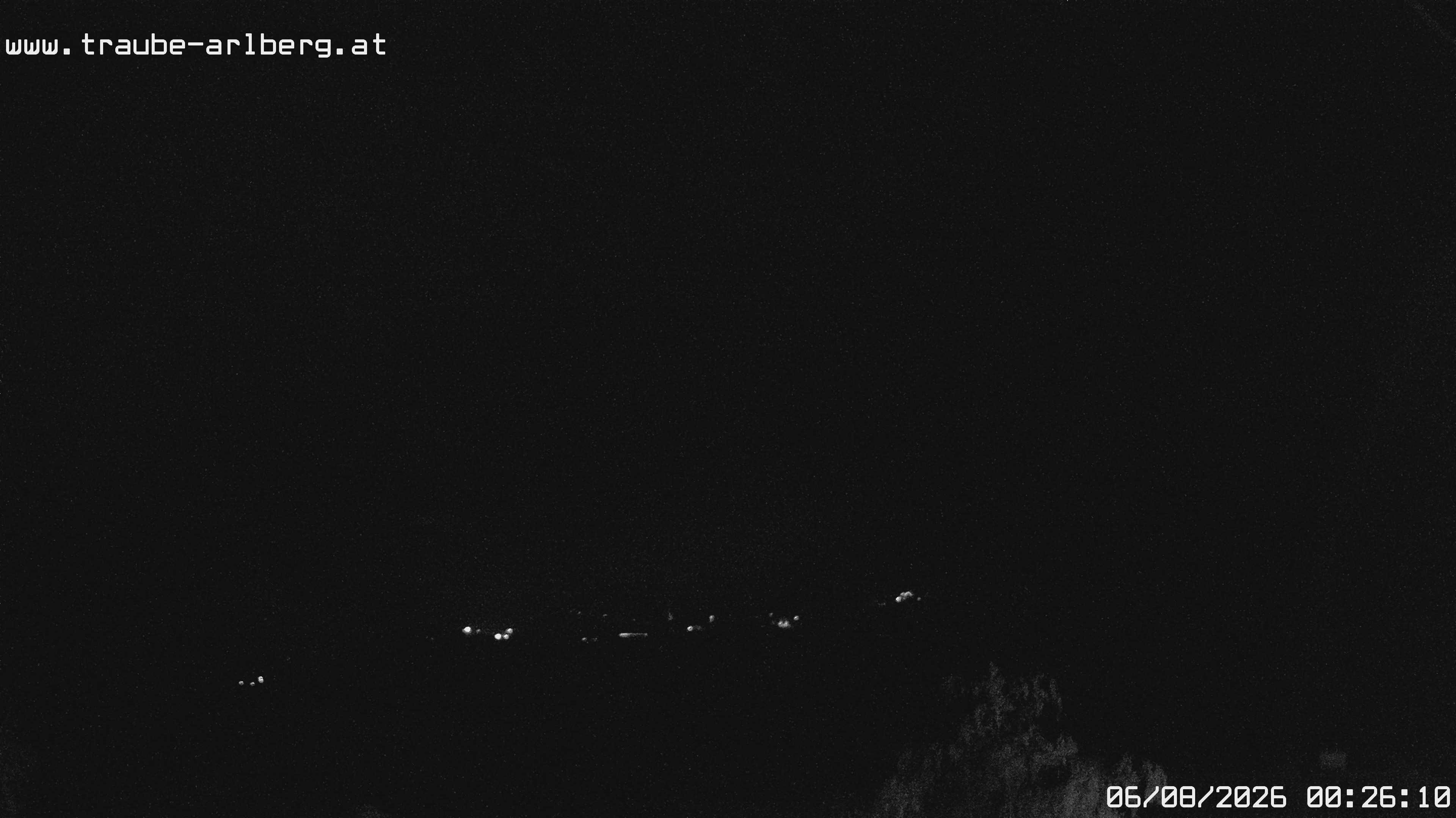 Archived image Webcam guesthouse "Traube", Pettneu
