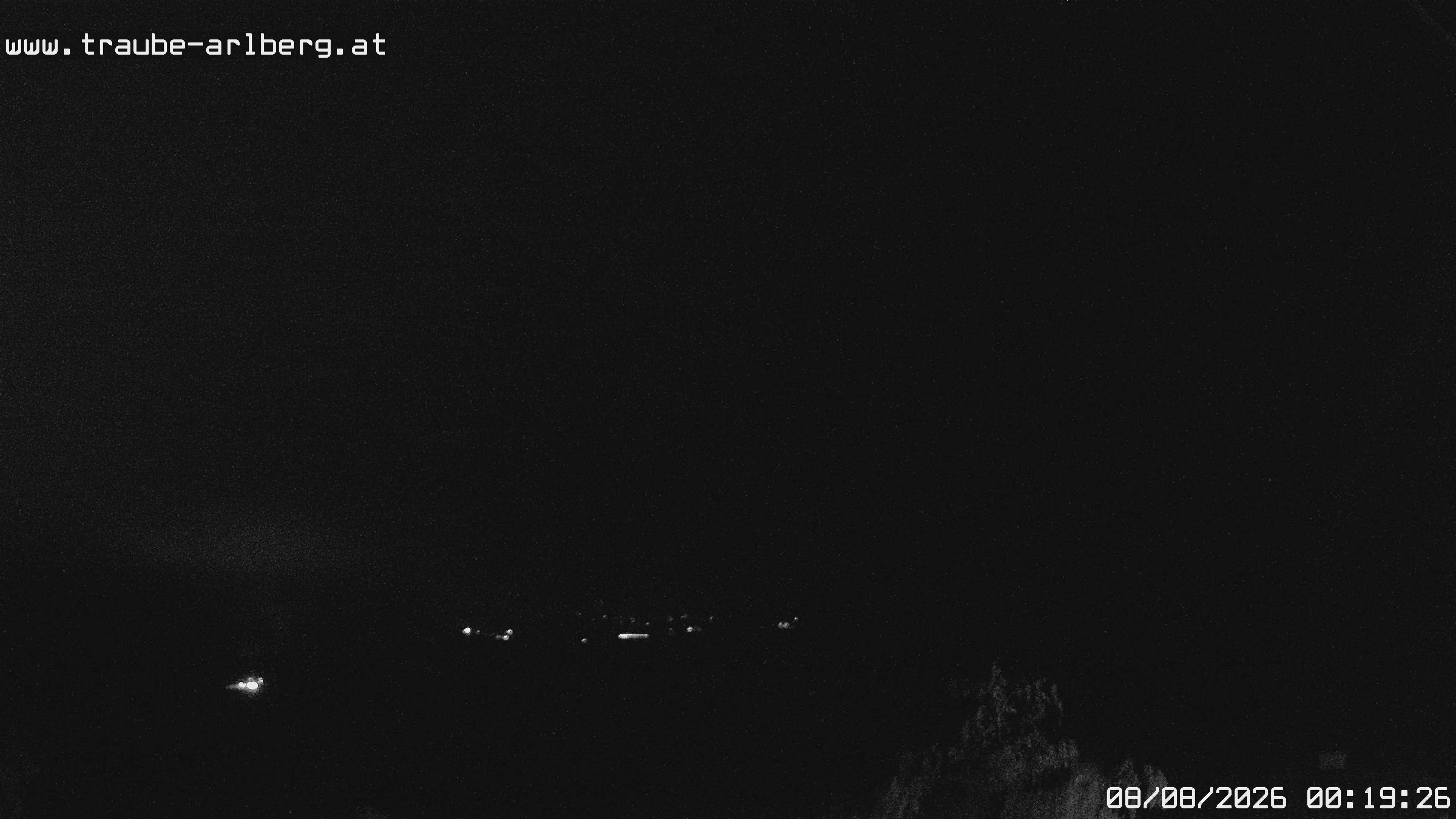 Archived image Webcam guesthouse "Traube", Pettneu