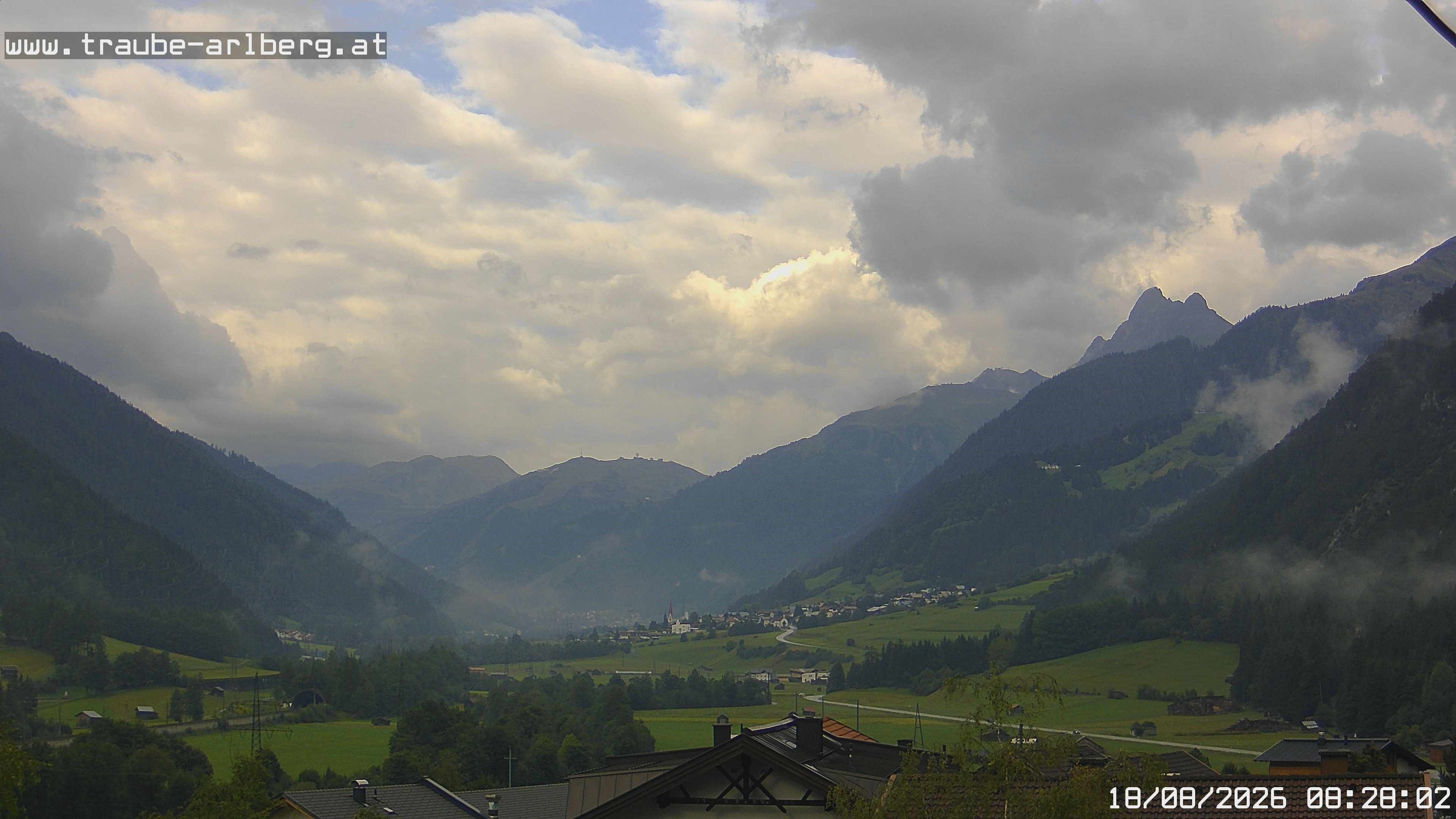 Archiv Foto Webcam Pettneu, Gasthof Traube
