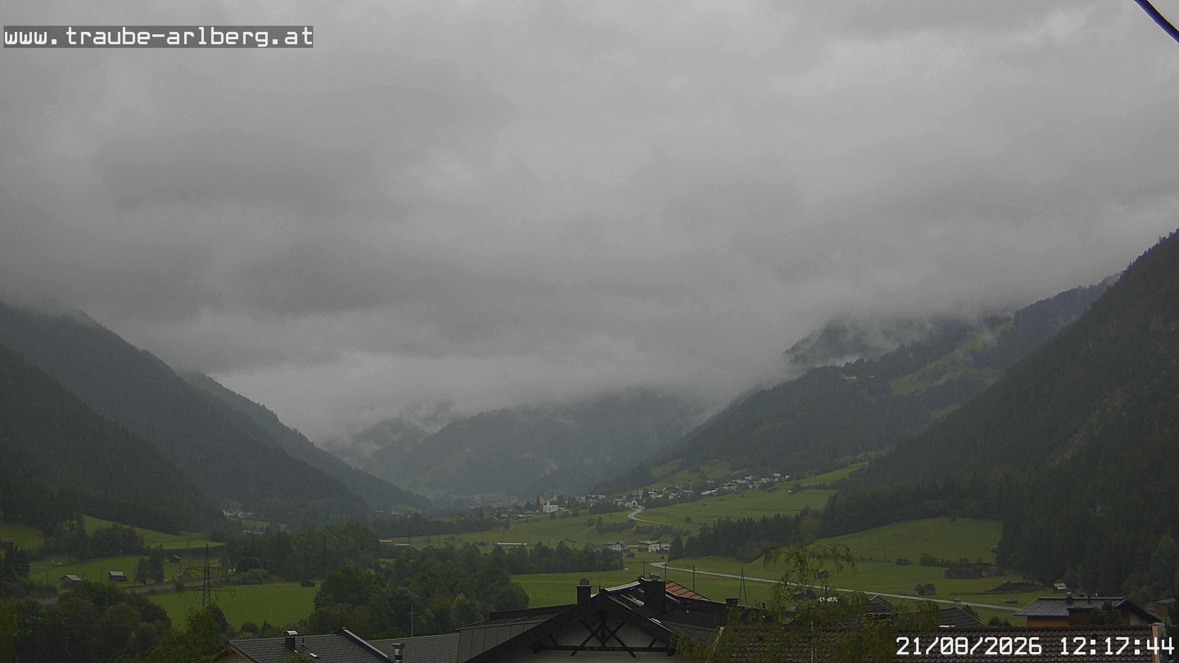 Archiv Foto Webcam Pettneu, Gasthof Traube