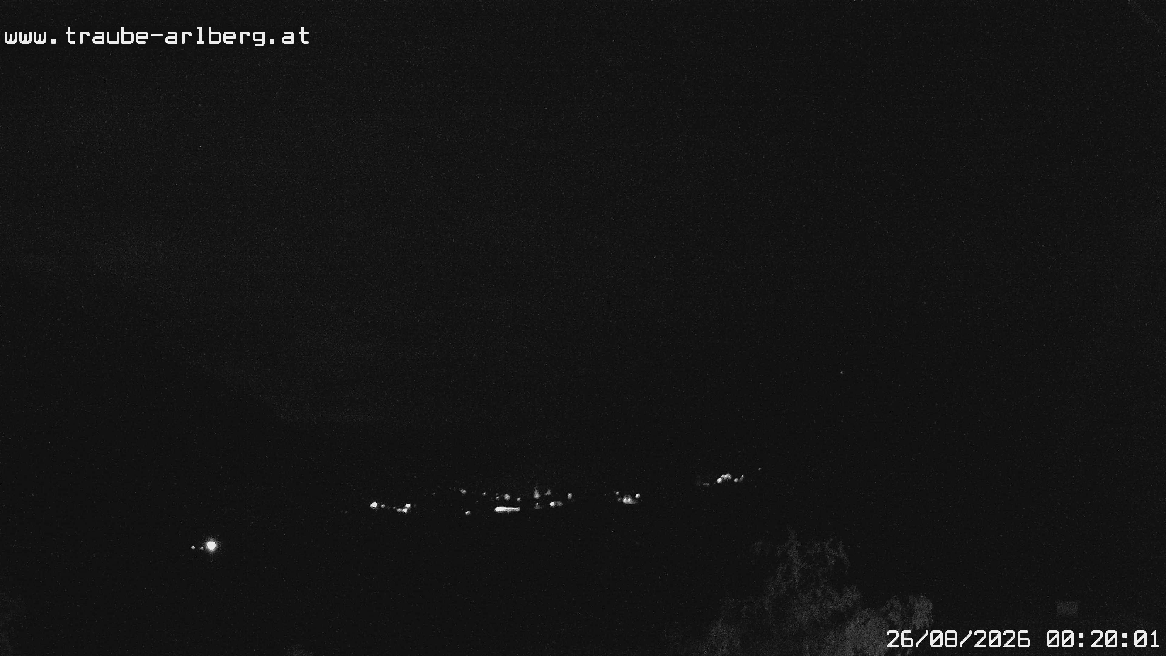 Archived image Webcam guesthouse "Traube", Pettneu