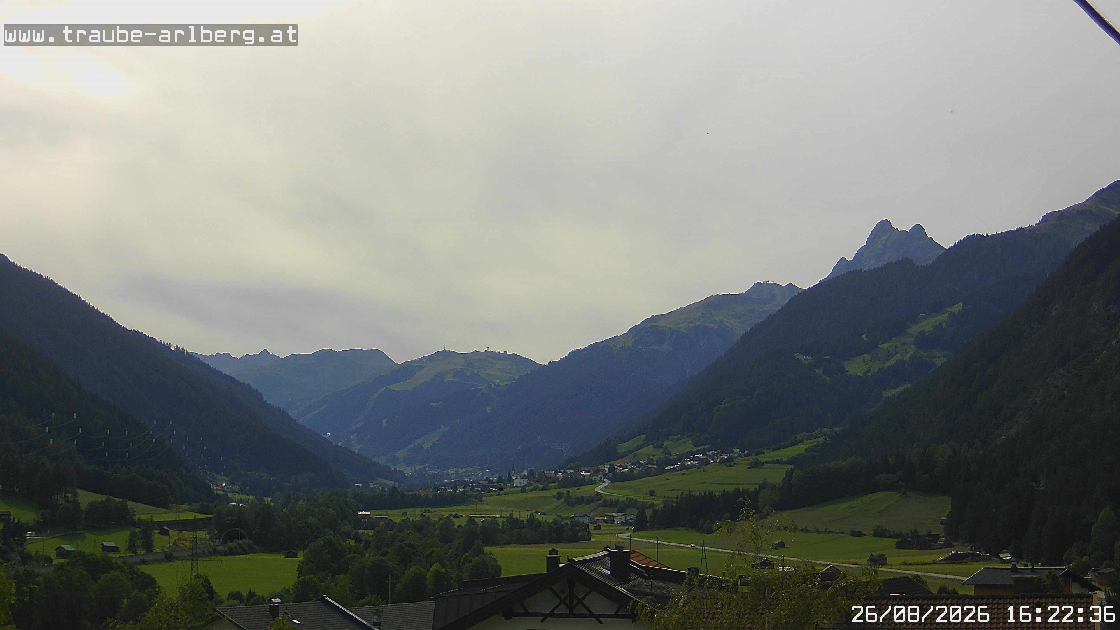 Archived image Webcam guesthouse "Traube", Pettneu
