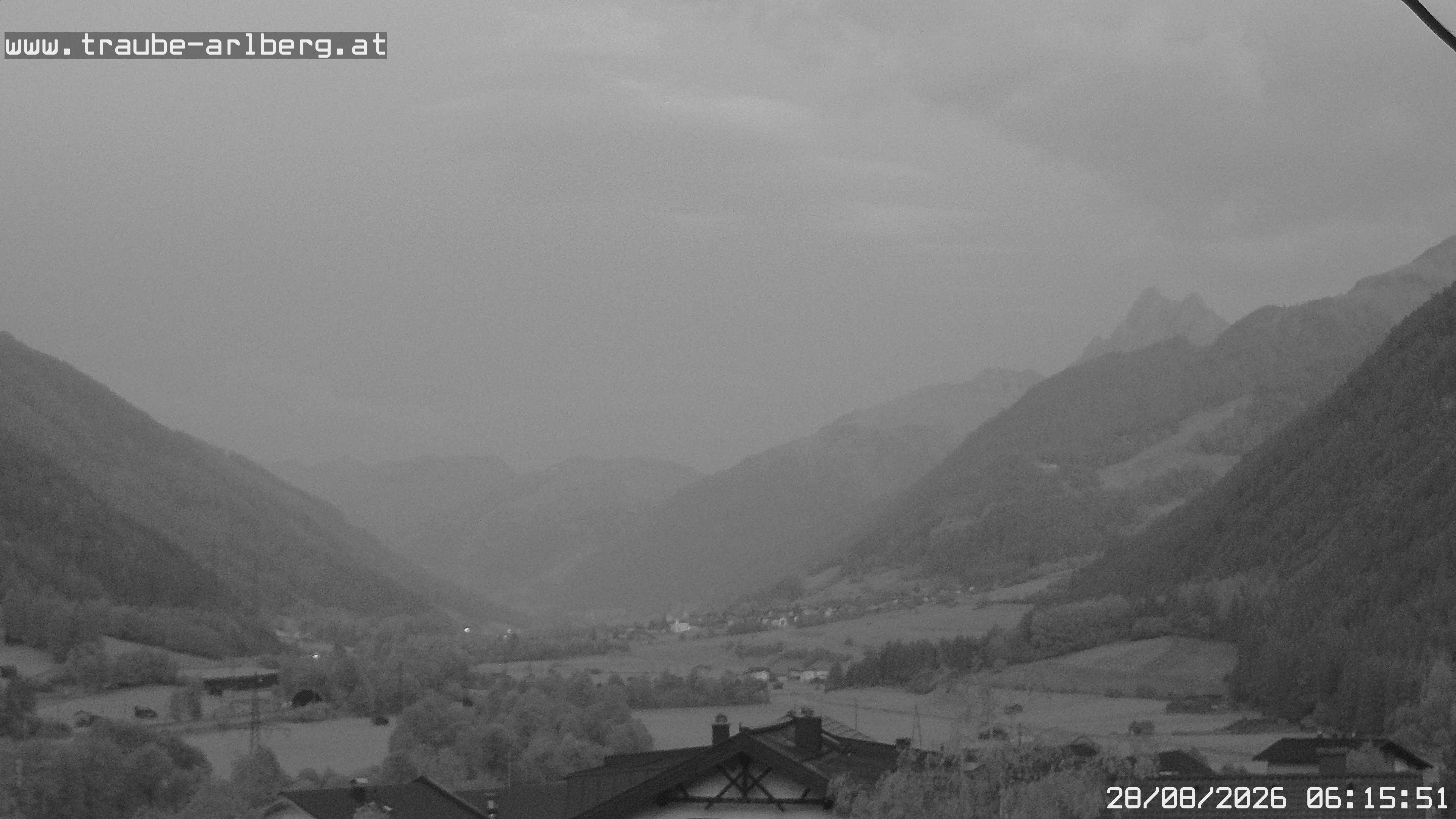 Archiv Foto Webcam Pettneu, Gasthof Traube