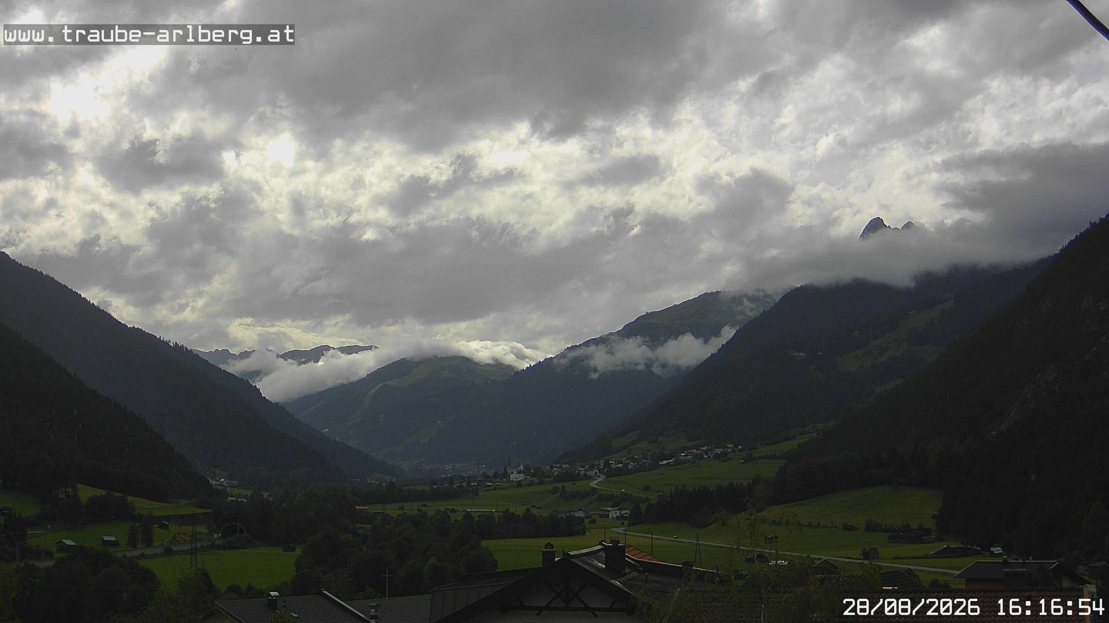 Archiv Foto Webcam Pettneu, Gasthof Traube