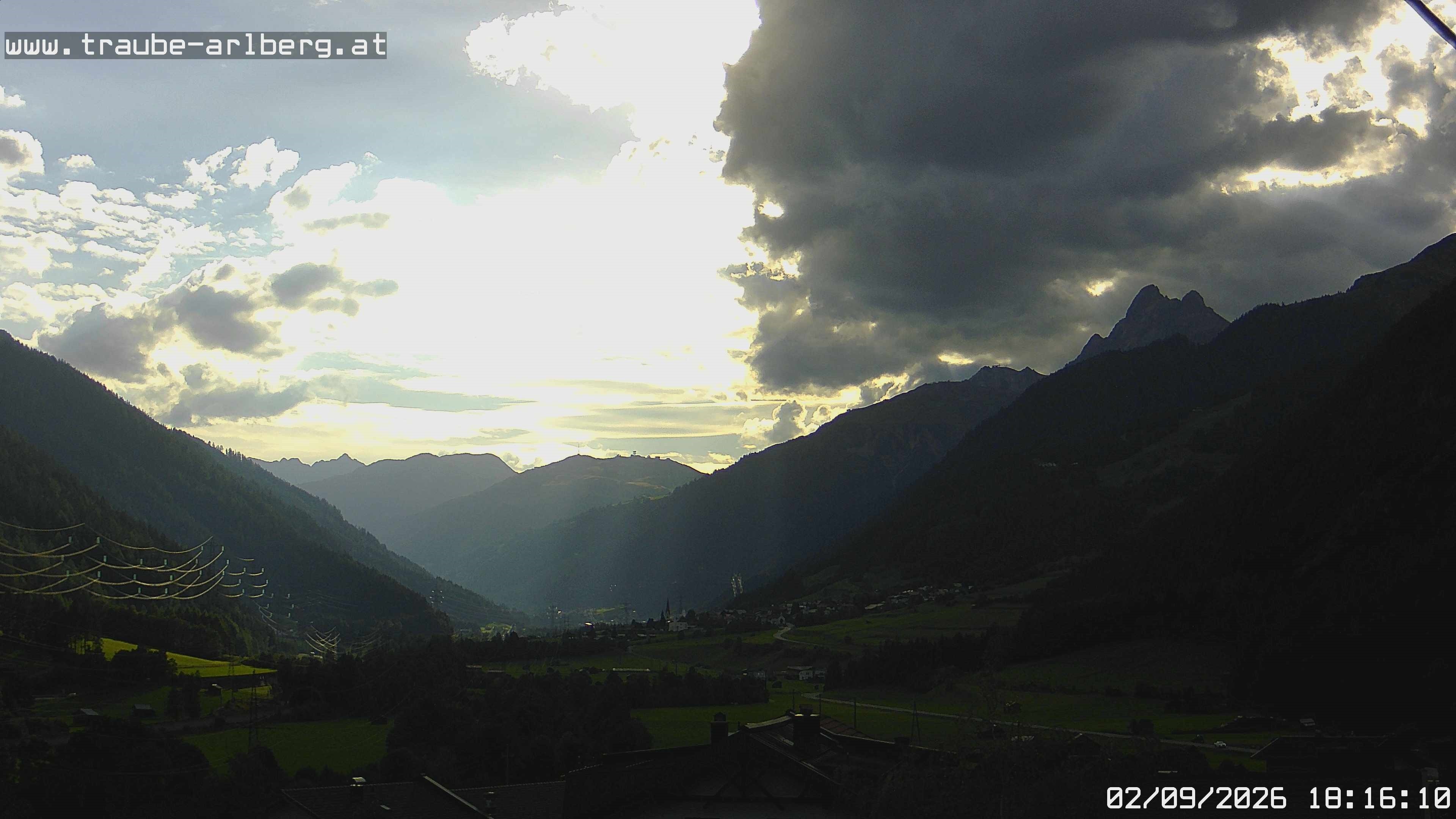 Archiv Foto Webcam Pettneu, Gasthof Traube