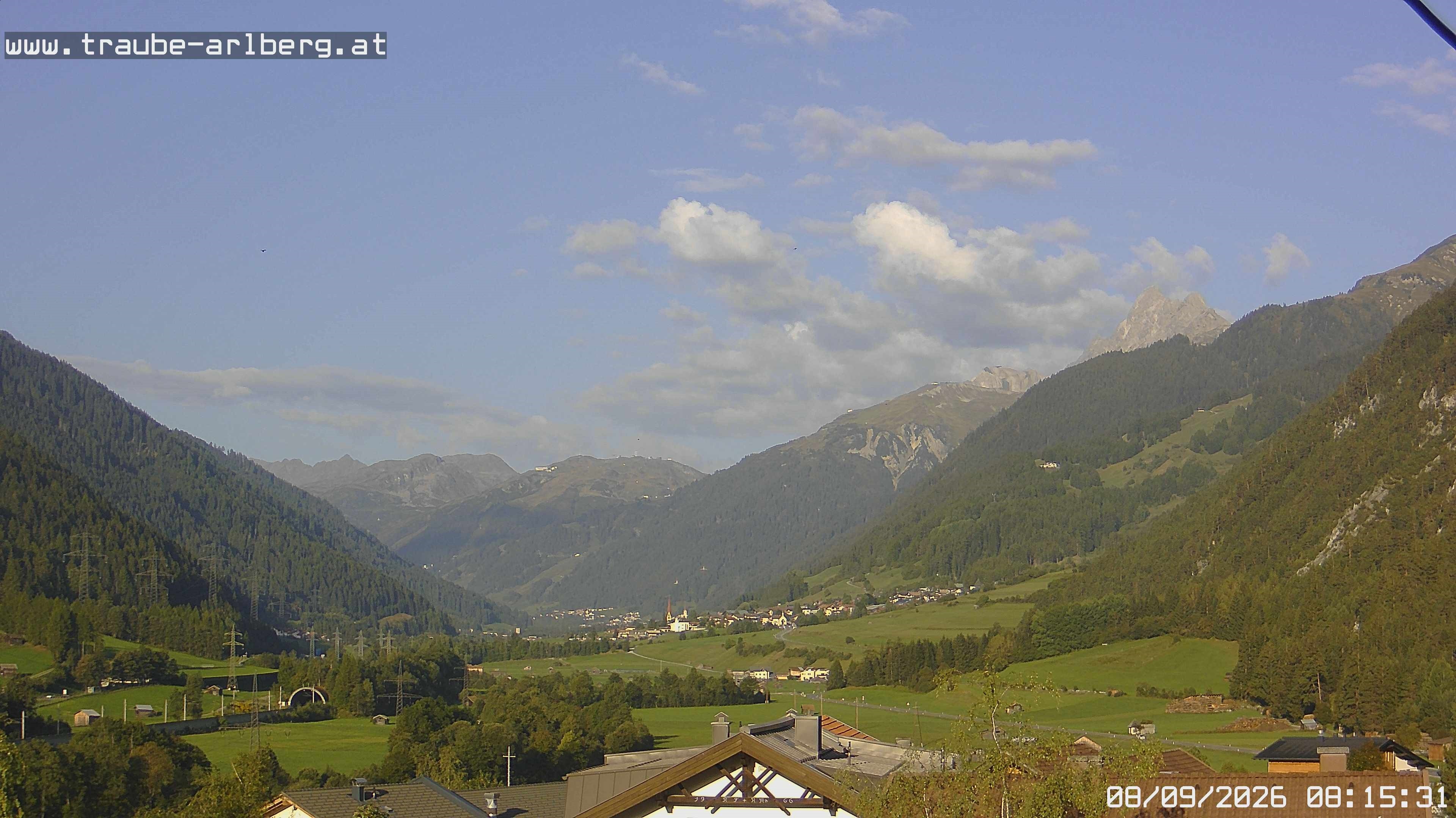 Archiv Foto Webcam Pettneu, Gasthof Traube
