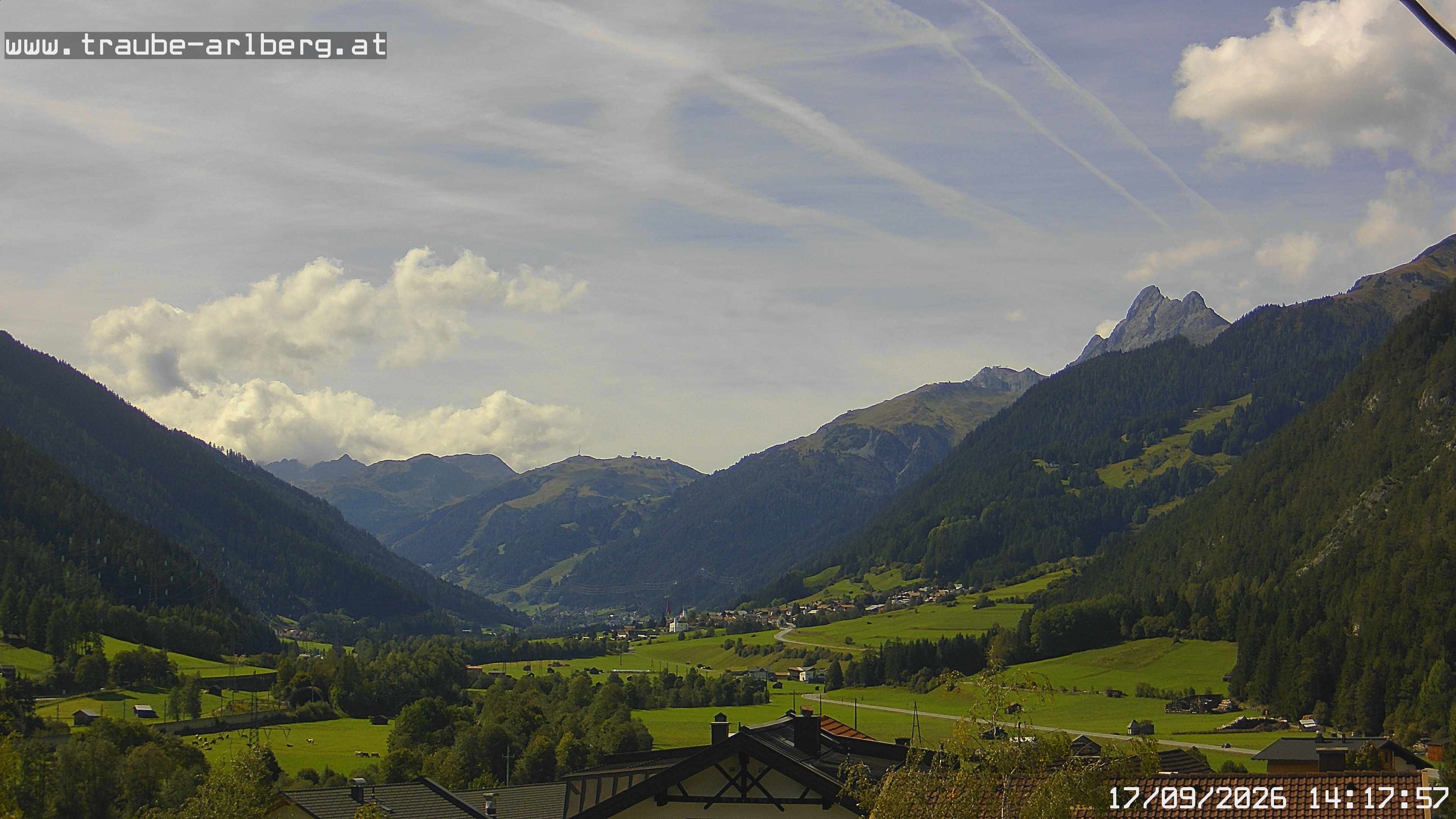 Archiv Foto Webcam Pettneu, Gasthof Traube