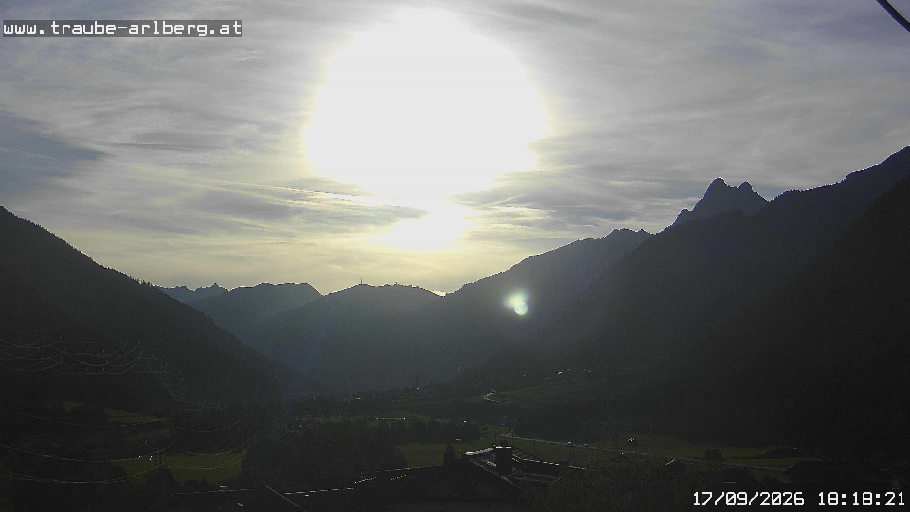 Archiv Foto Webcam Pettneu, Gasthof Traube