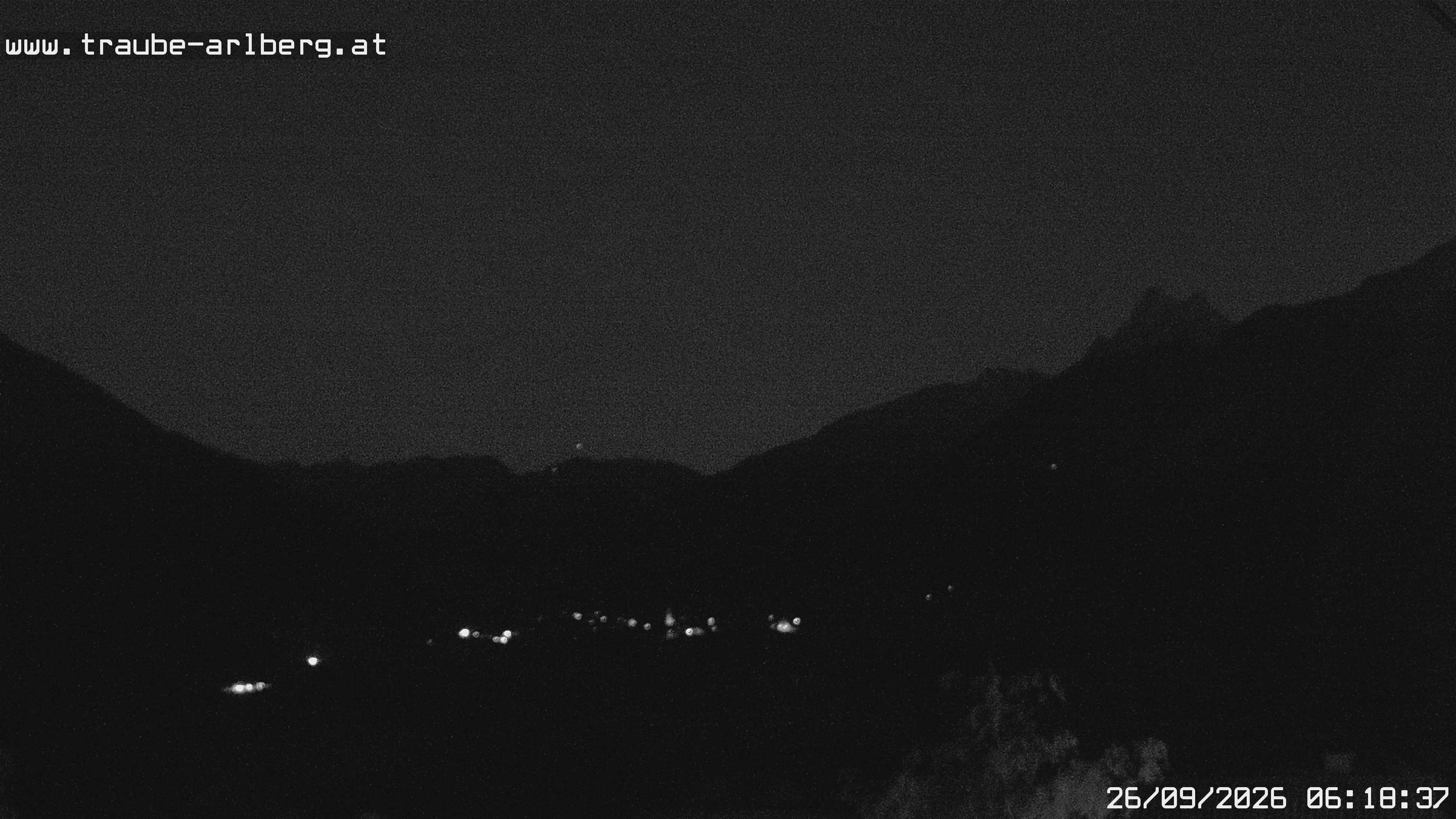 Archiv Foto Webcam Pettneu, Gasthof Traube