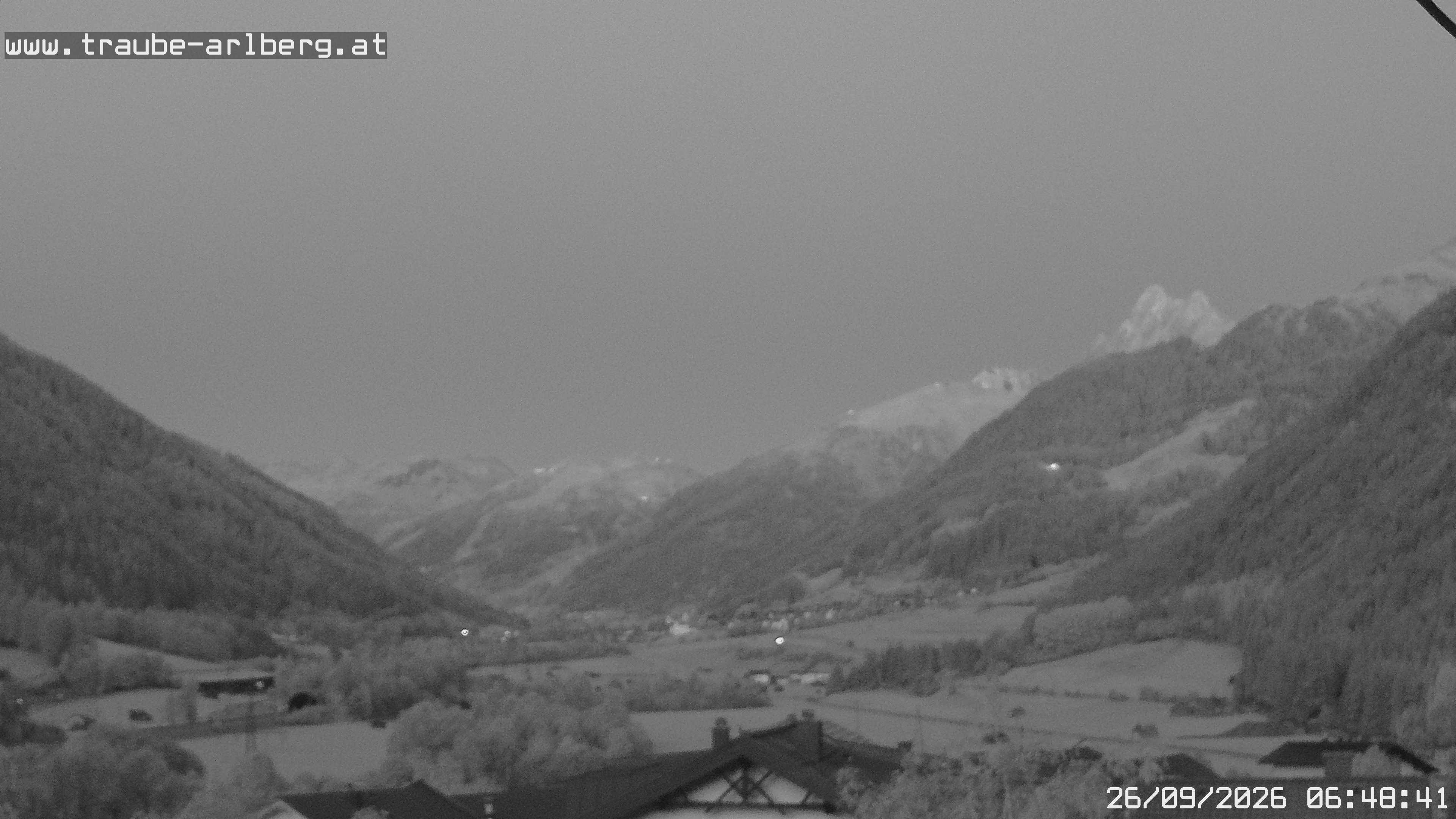 Archiv Foto Webcam Pettneu, Gasthof Traube