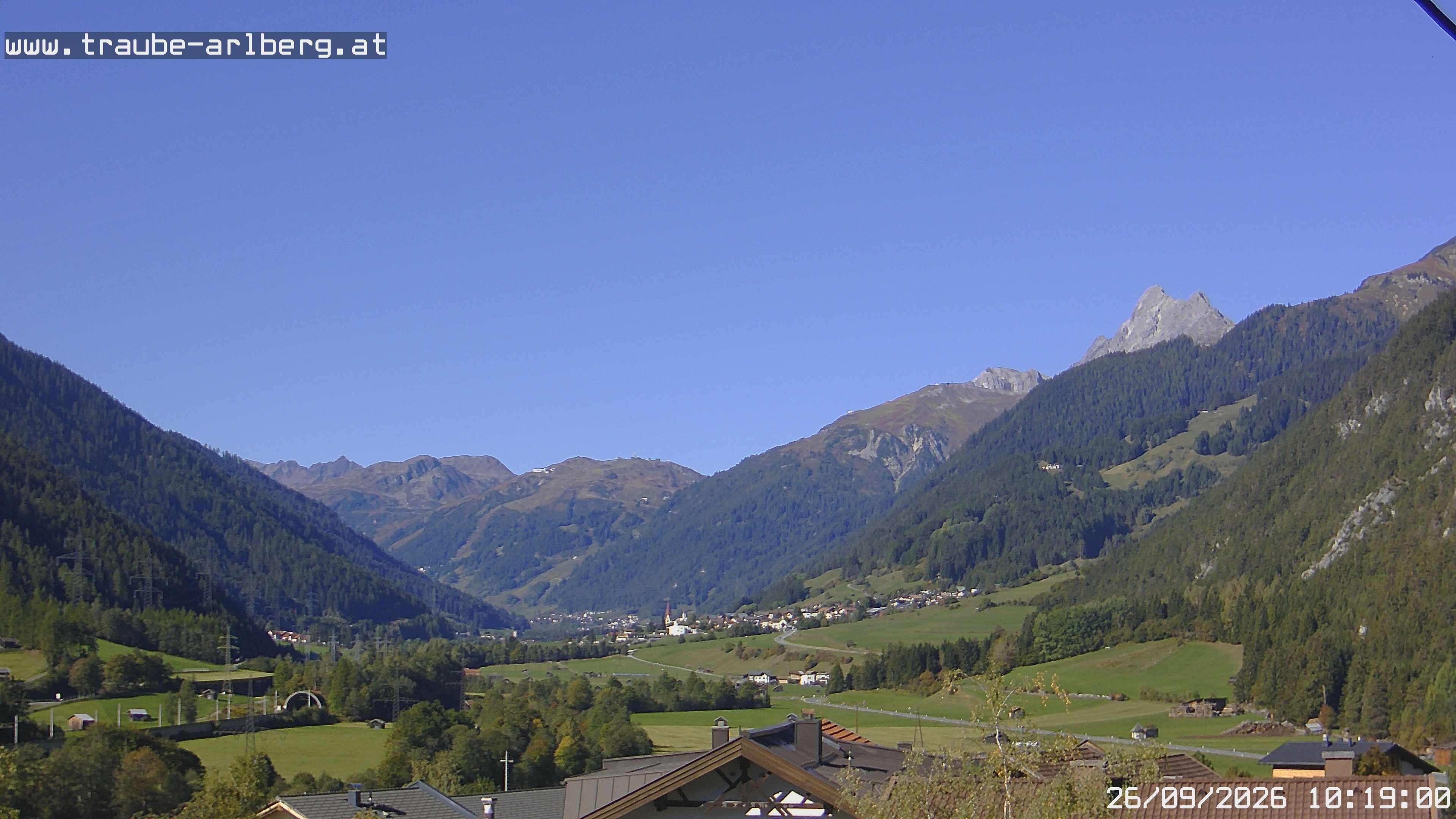 Archiv Foto Webcam Pettneu, Gasthof Traube