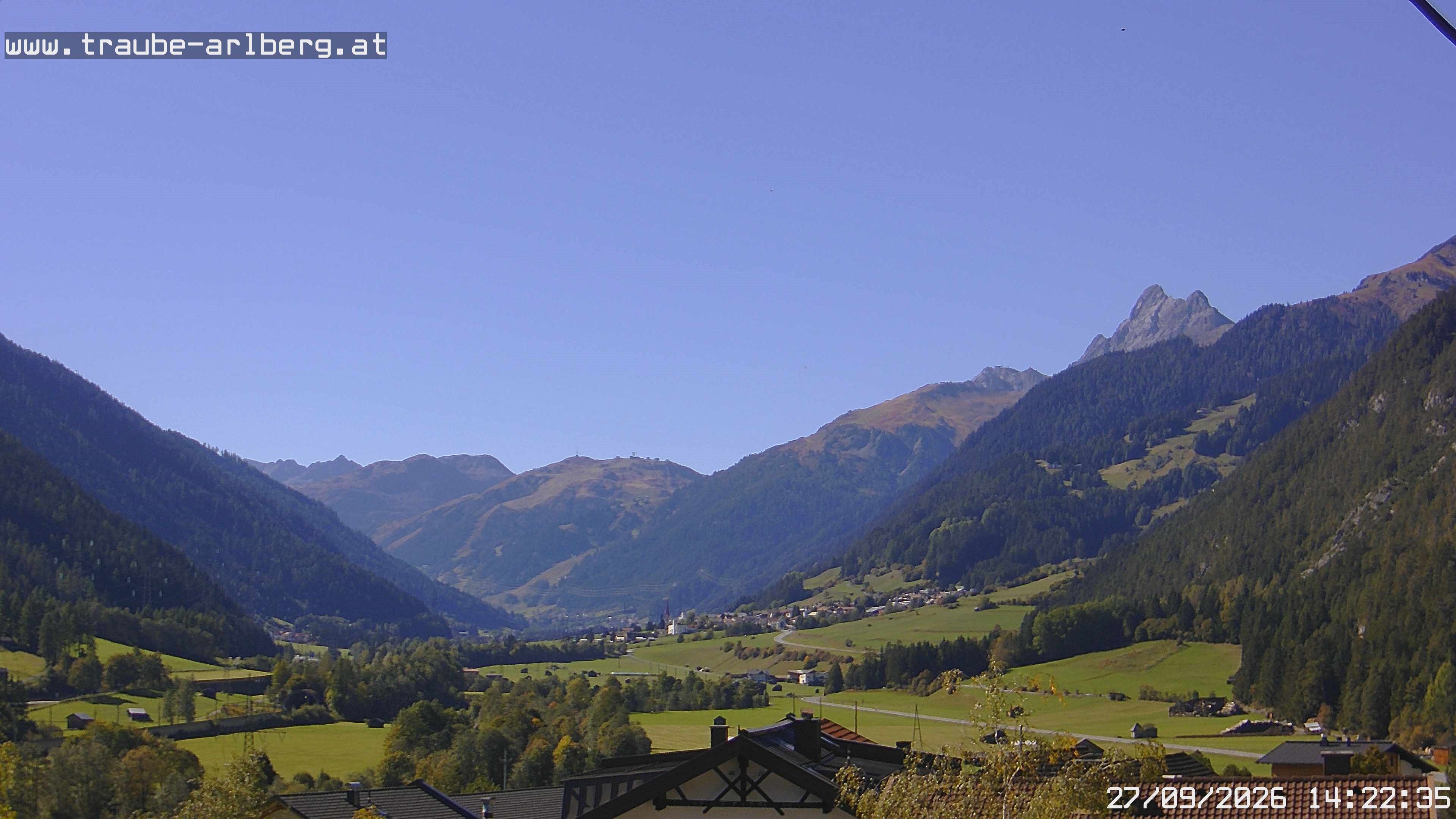 Archiv Foto Webcam Pettneu, Gasthof Traube