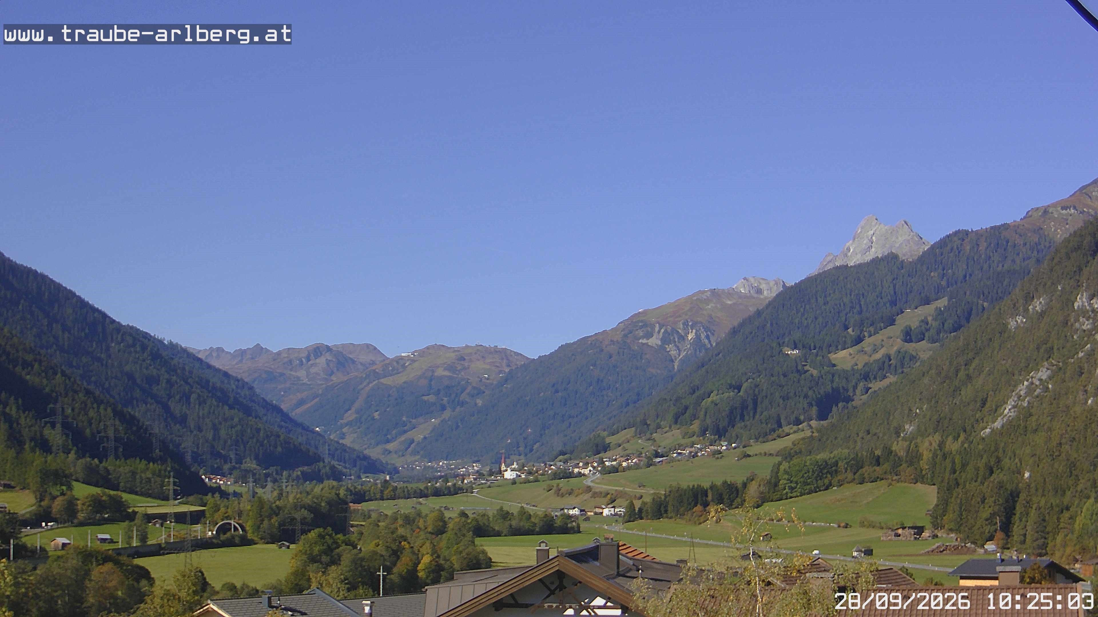 Archiv Foto Webcam Pettneu, Gasthof Traube