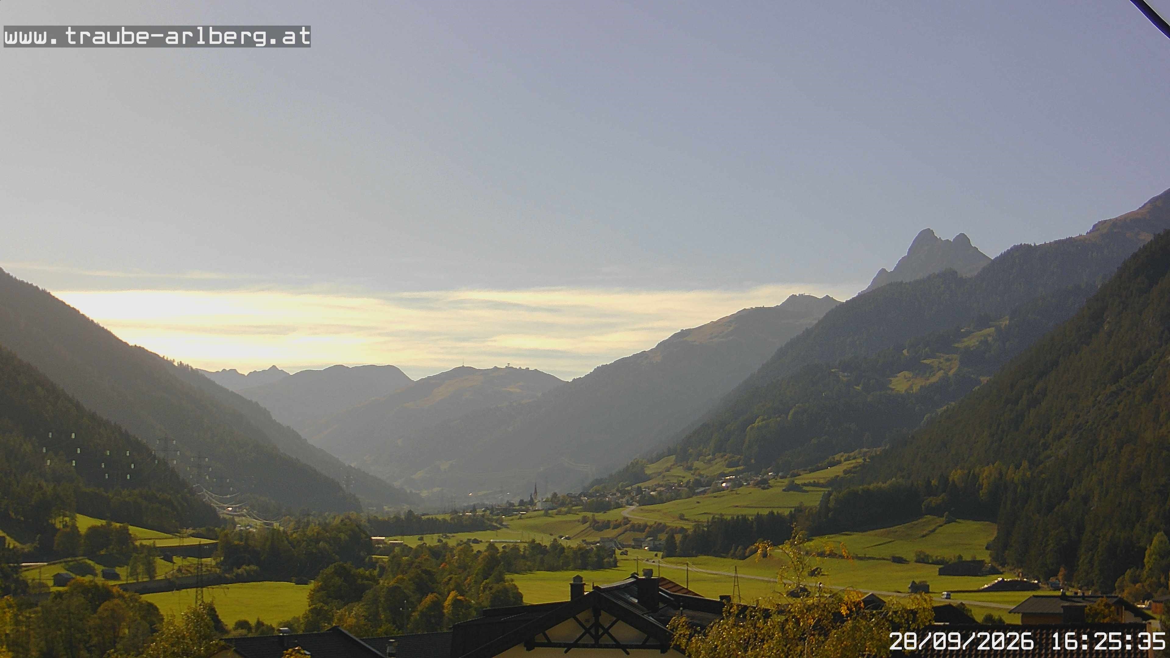 Archiv Foto Webcam Pettneu, Gasthof Traube