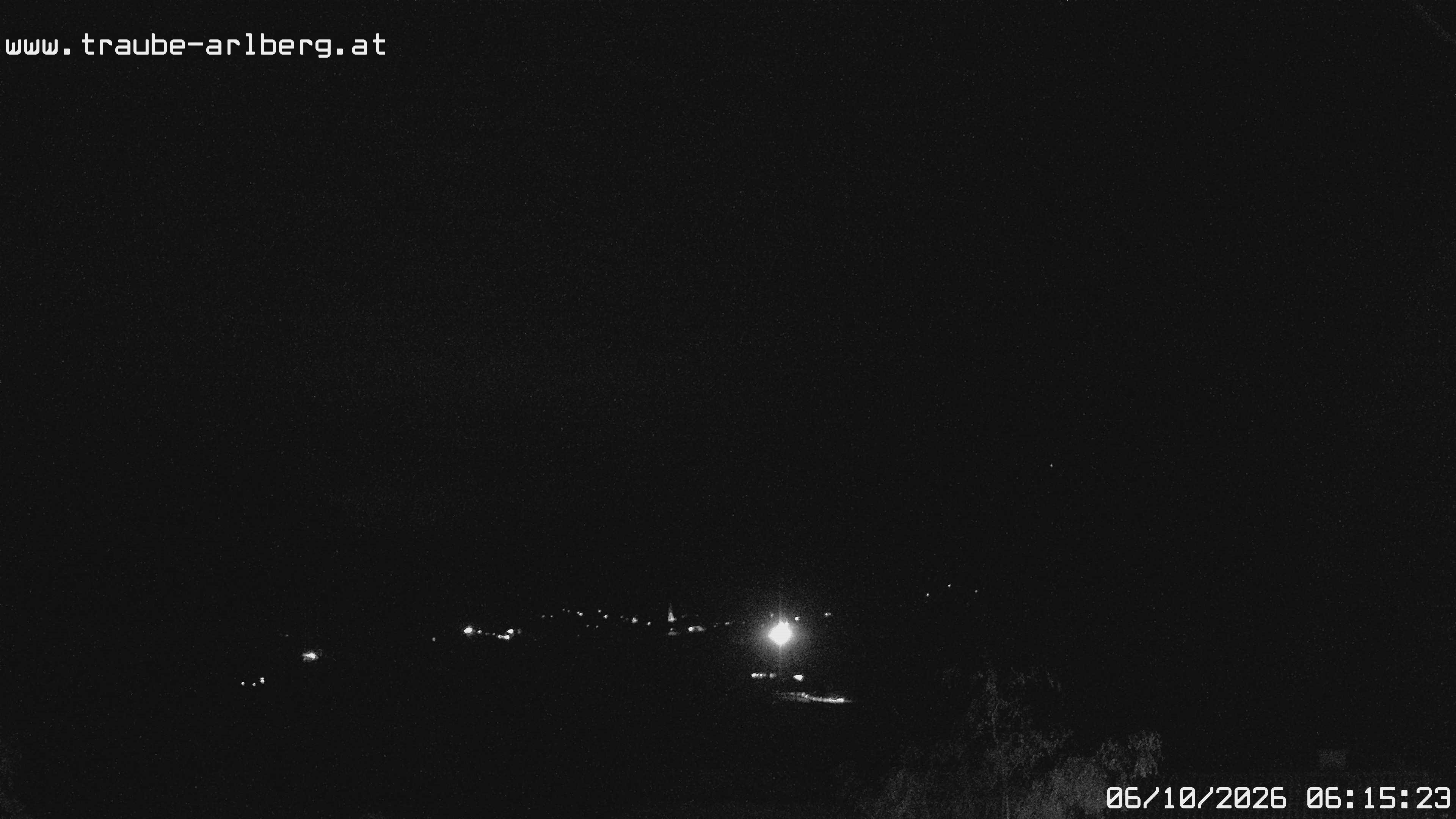 Archiv Foto Webcam Pettneu, Gasthof Traube