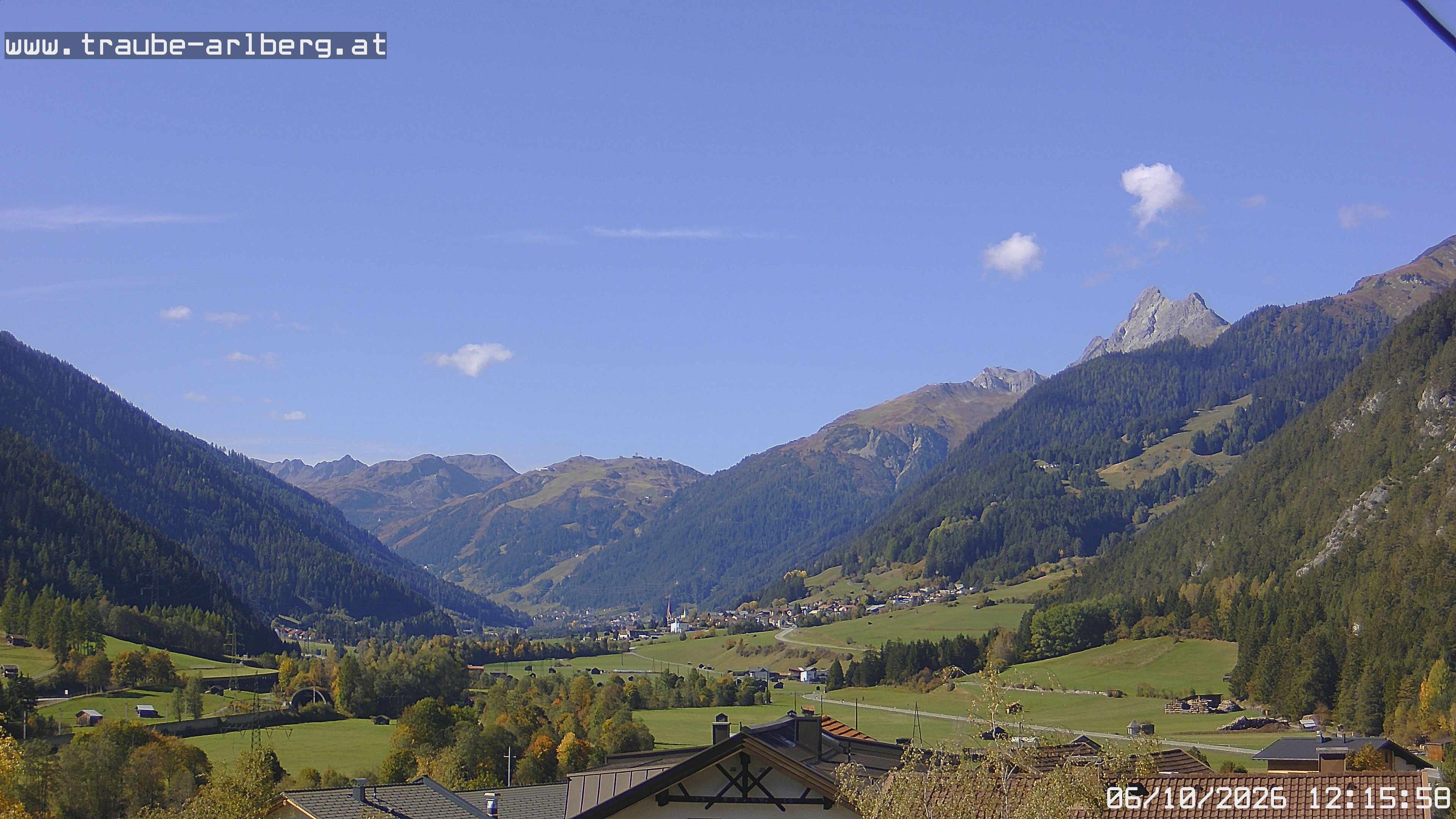 Archiv Foto Webcam Pettneu, Gasthof Traube