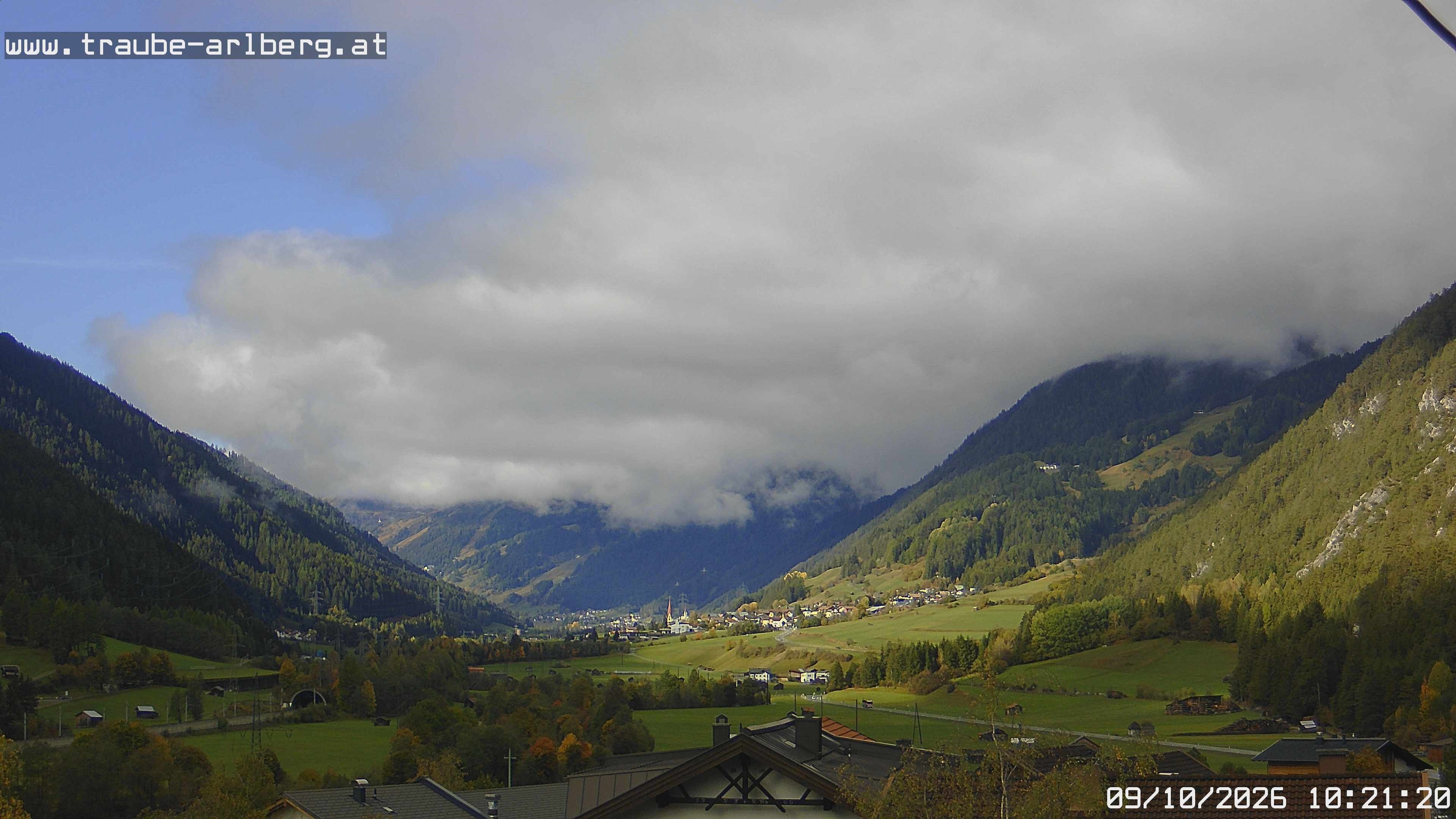 Archiv Foto Webcam Pettneu, Gasthof Traube