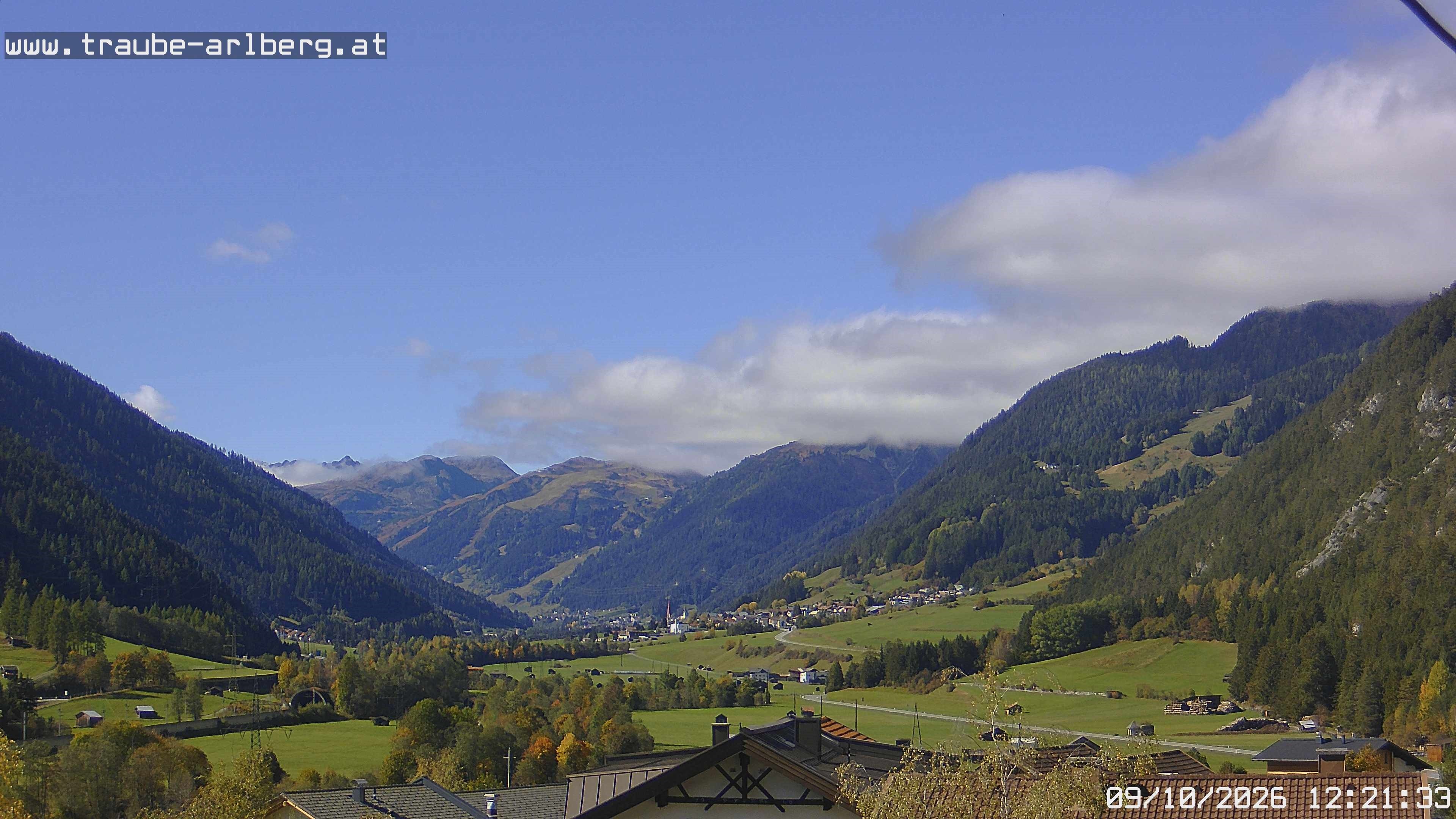 Archiv Foto Webcam Pettneu, Gasthof Traube