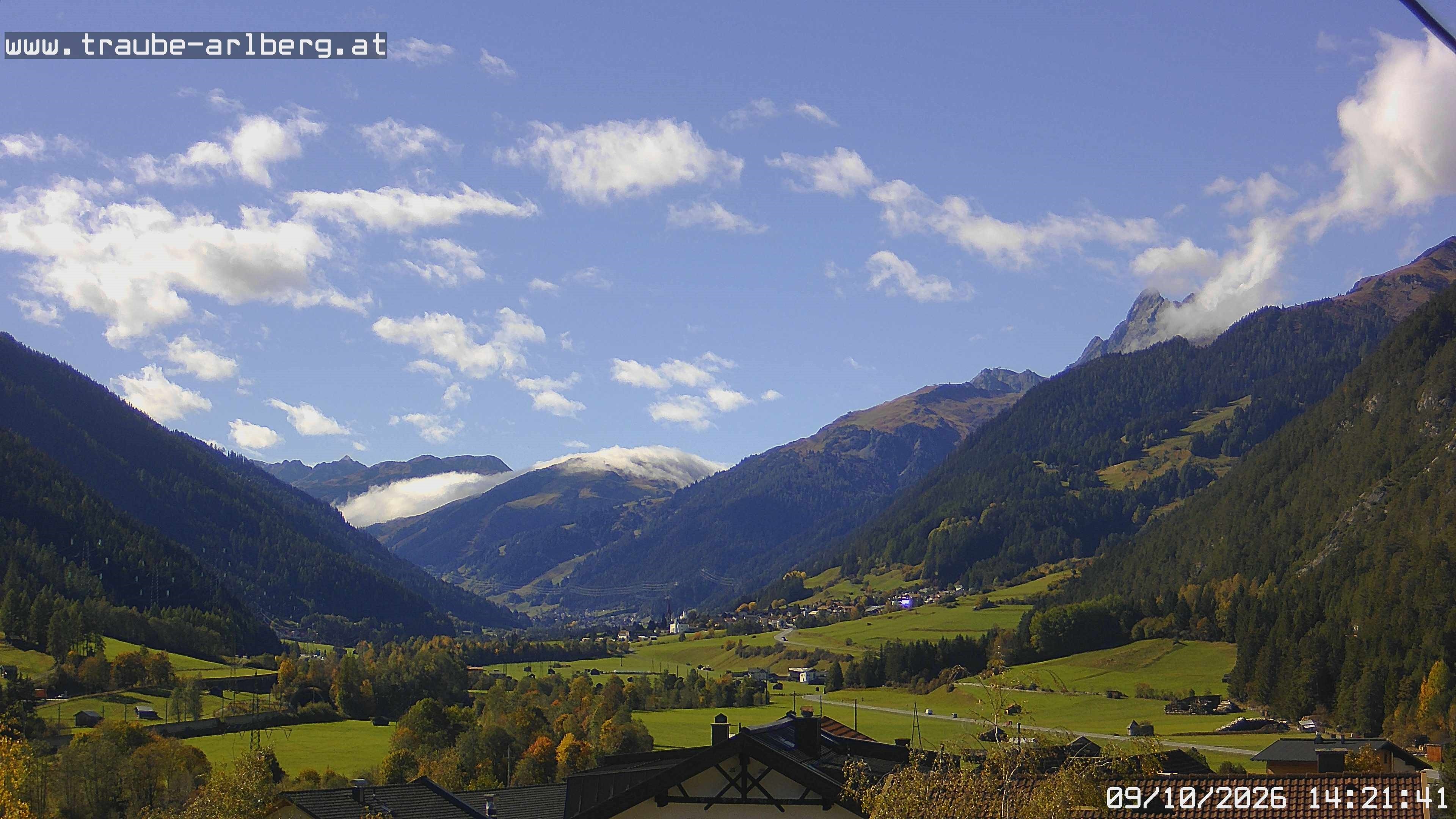 Archiv Foto Webcam Pettneu, Gasthof Traube