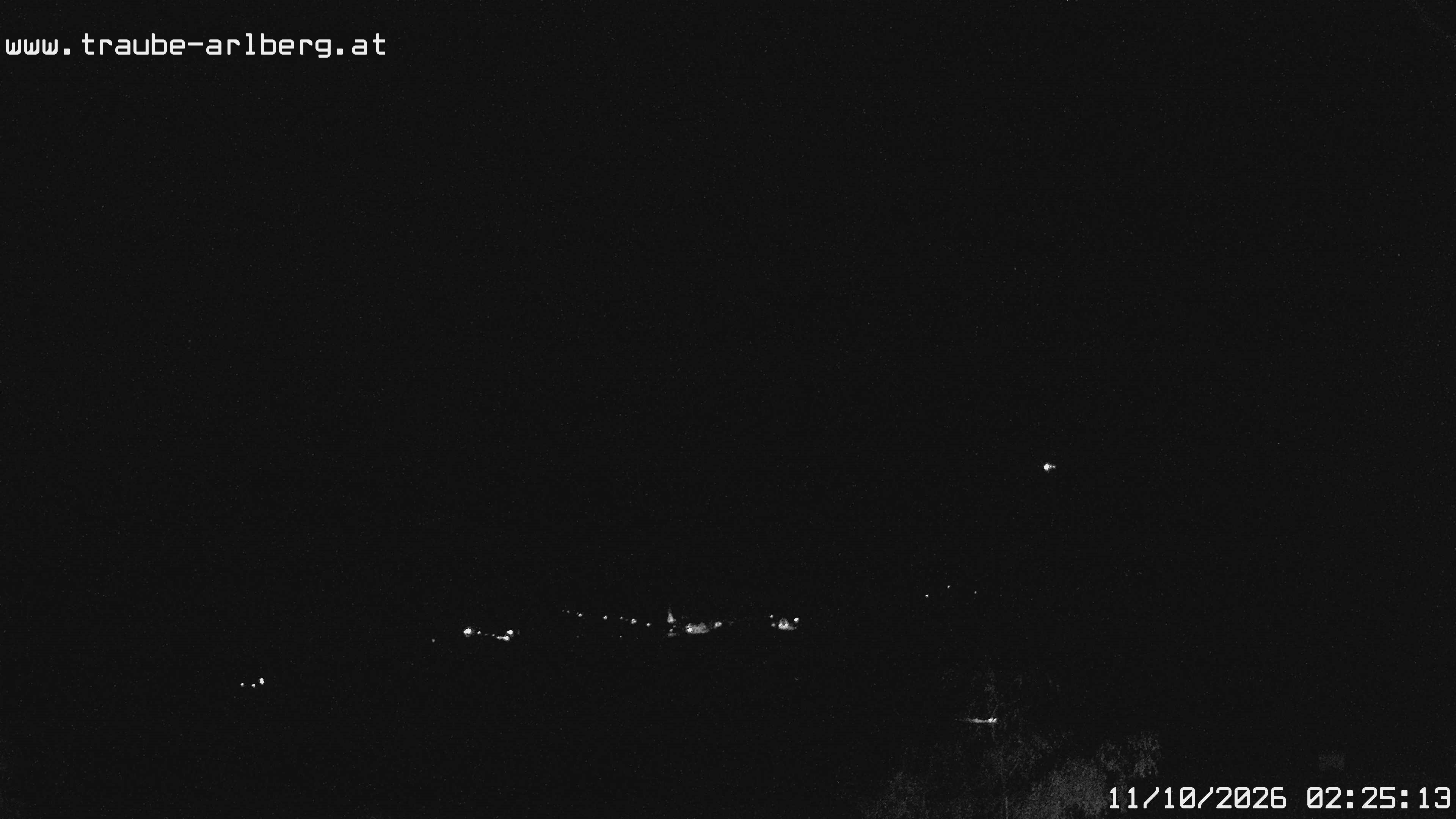 Archived image Webcam guesthouse "Traube", Pettneu