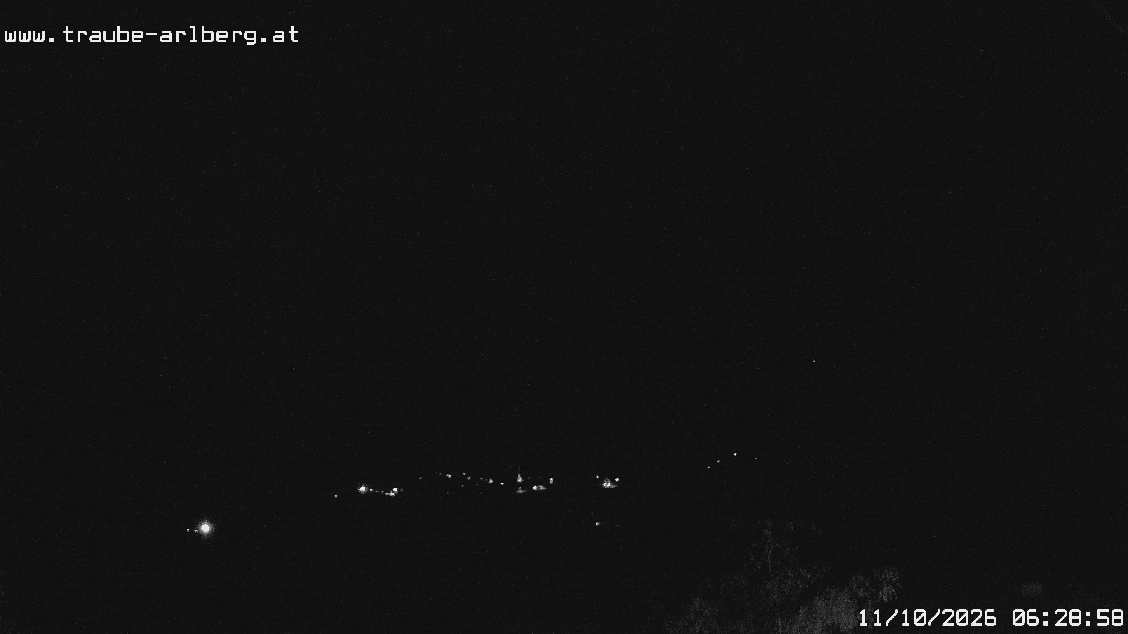Archived image Webcam guesthouse "Traube", Pettneu