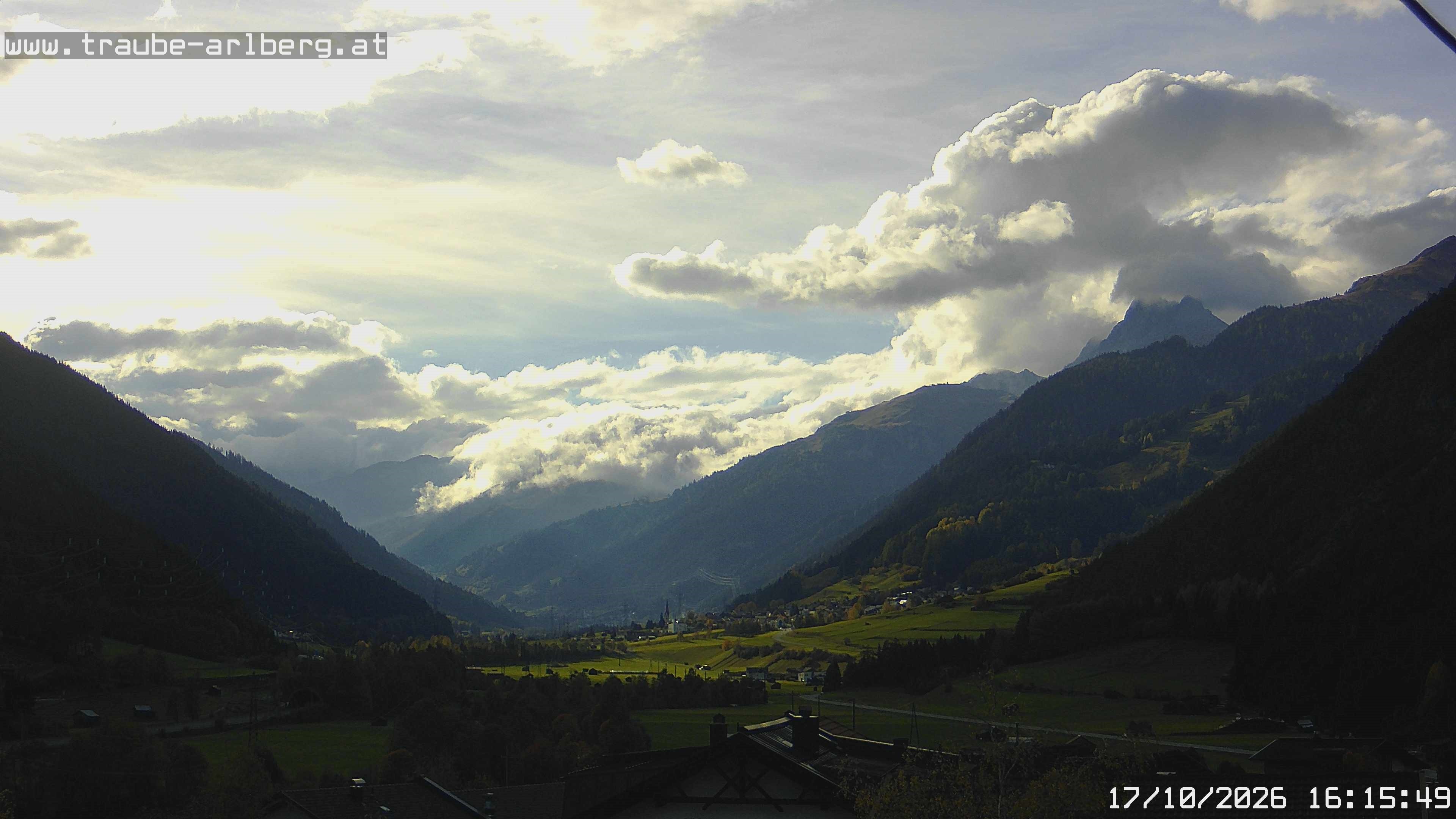 Archiv Foto Webcam Pettneu, Gasthof Traube