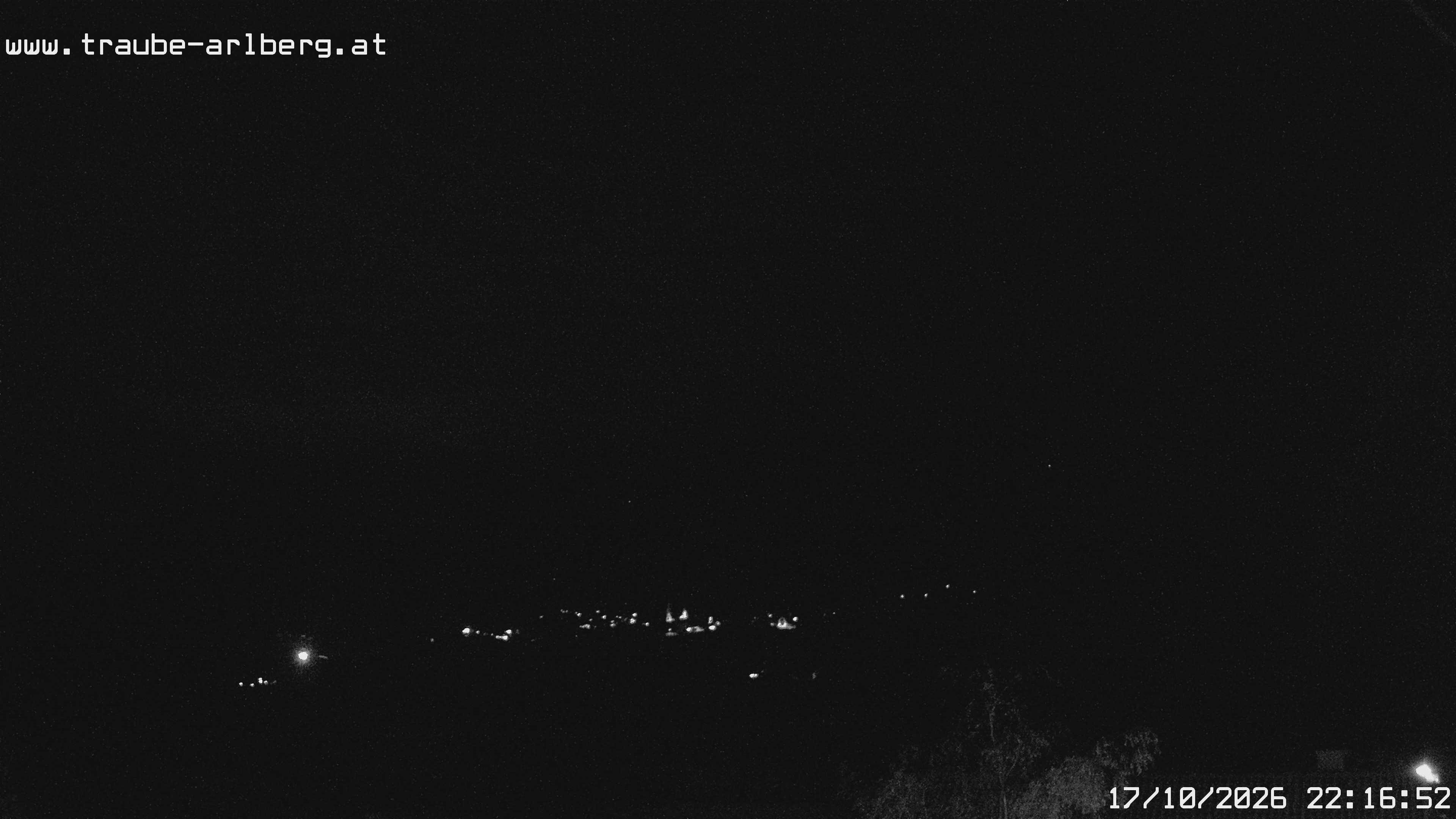 Archiv Foto Webcam Pettneu, Gasthof Traube