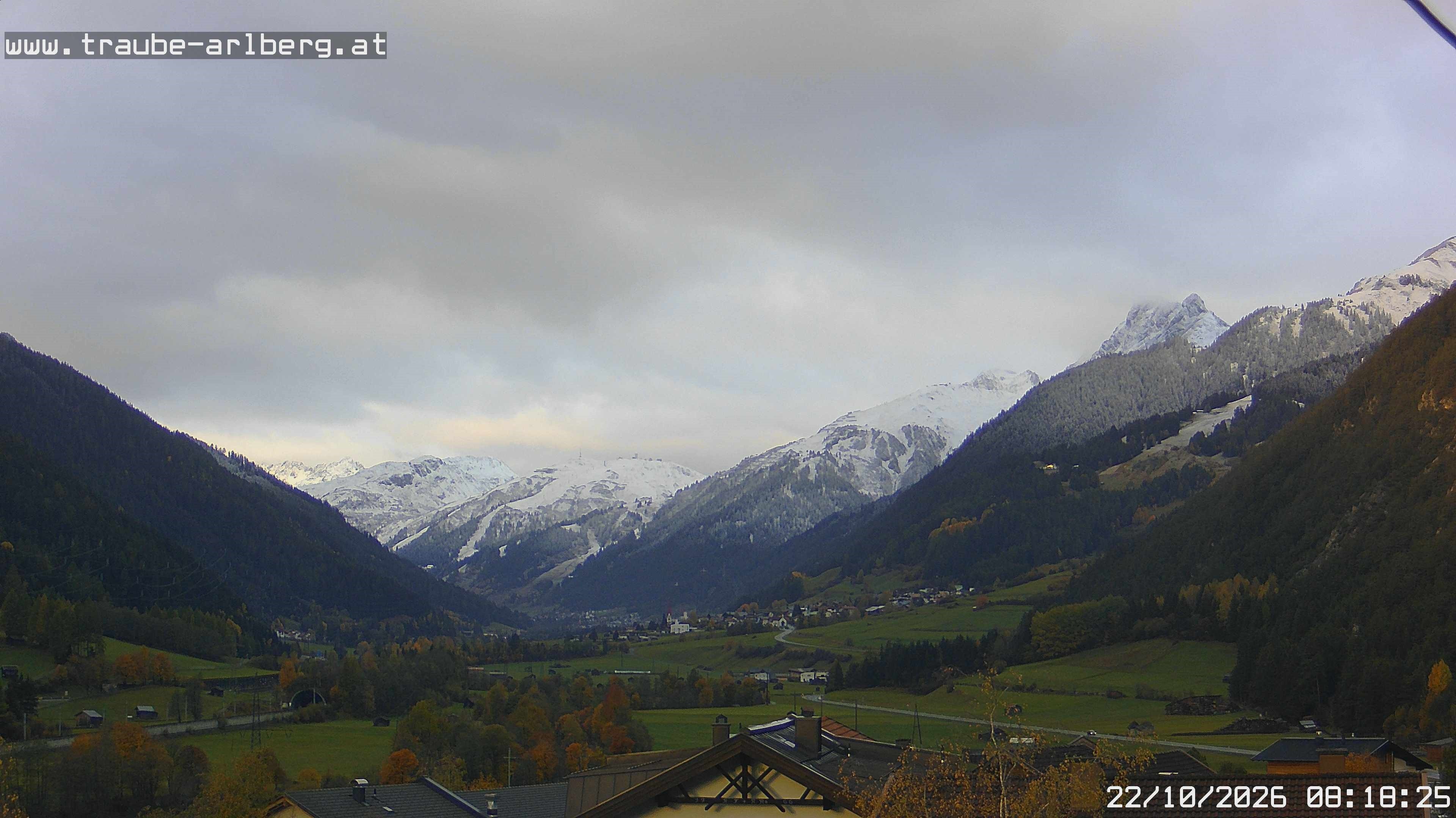 Archiv Foto Webcam Pettneu, Gasthof Traube
