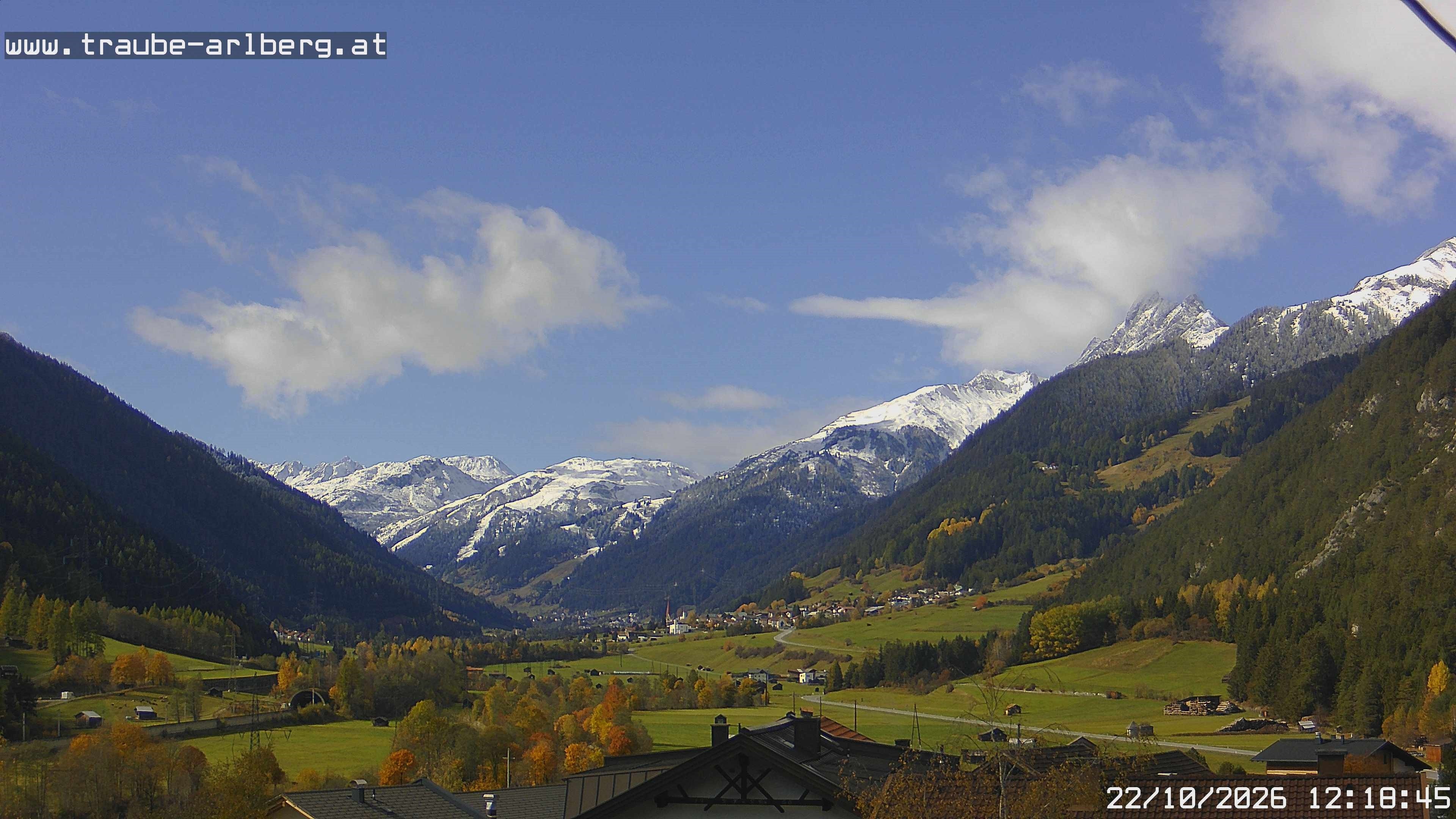 Archiv Foto Webcam Pettneu, Gasthof Traube