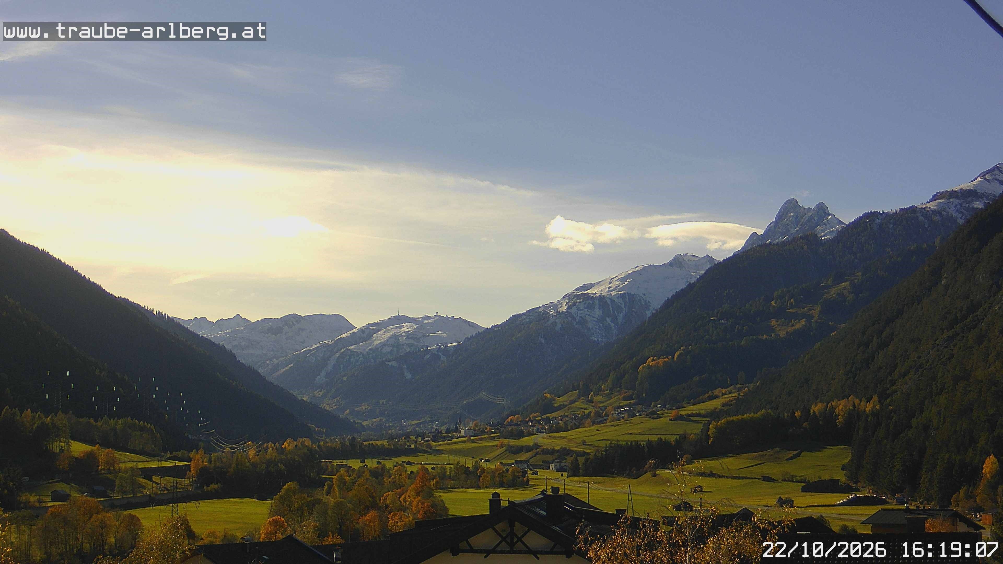 Archiv Foto Webcam Pettneu, Gasthof Traube