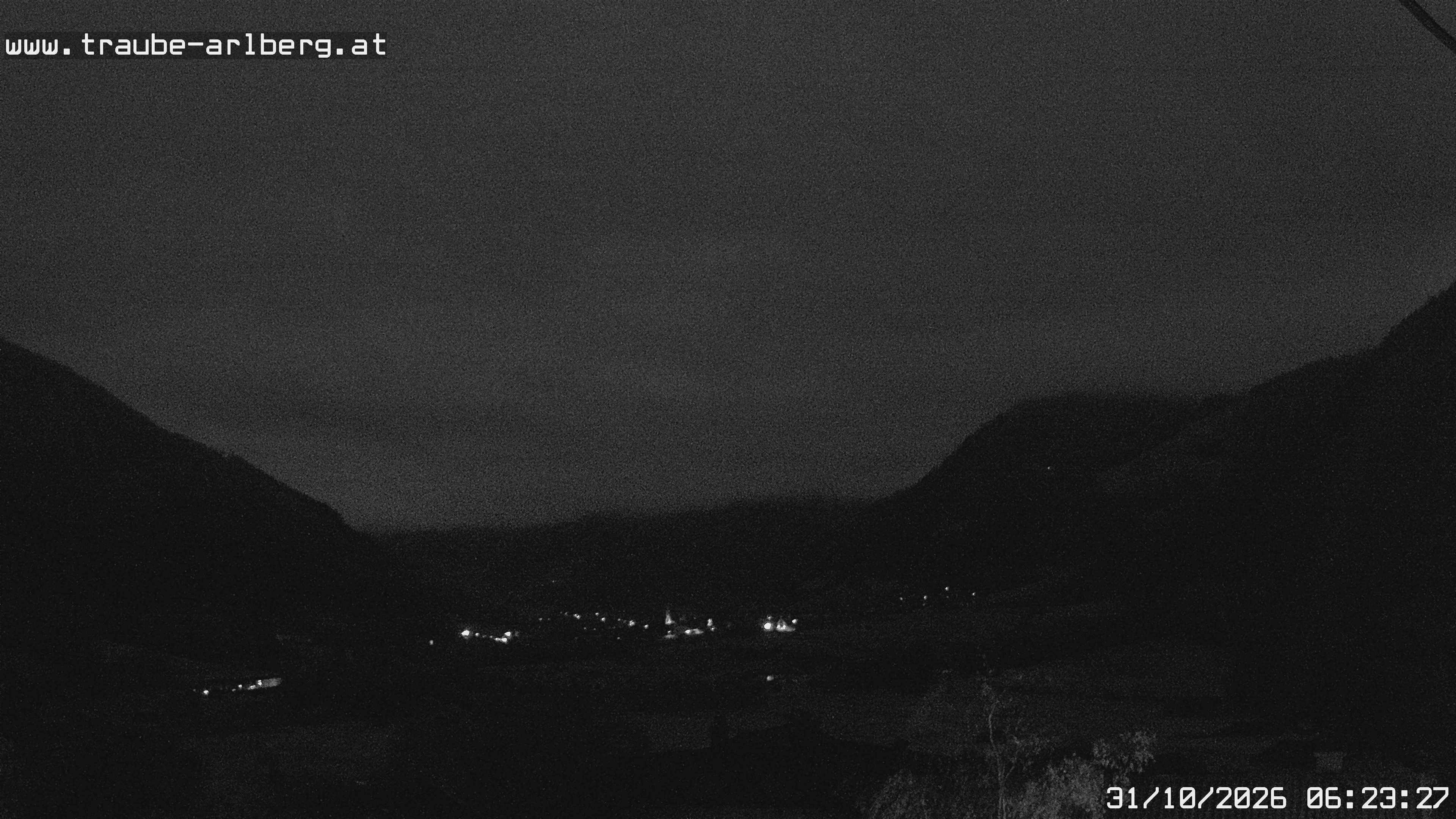Archiv Foto Webcam Pettneu, Gasthof Traube