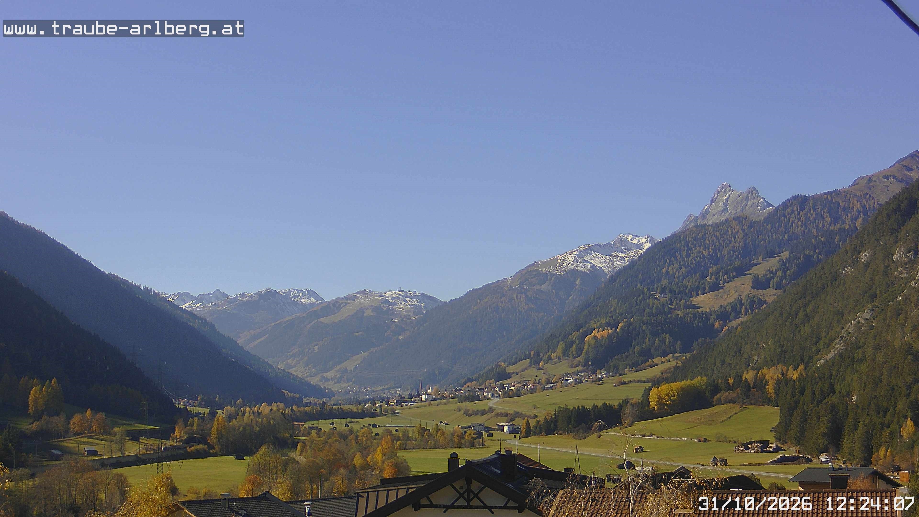 Archiv Foto Webcam Pettneu, Gasthof Traube