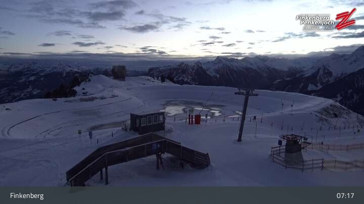 Archived image Webcam Penkenjoch near Finkenberg