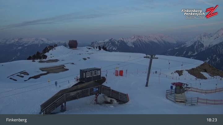 Archiv Foto Webcam Finkenberg: Penkenjoch