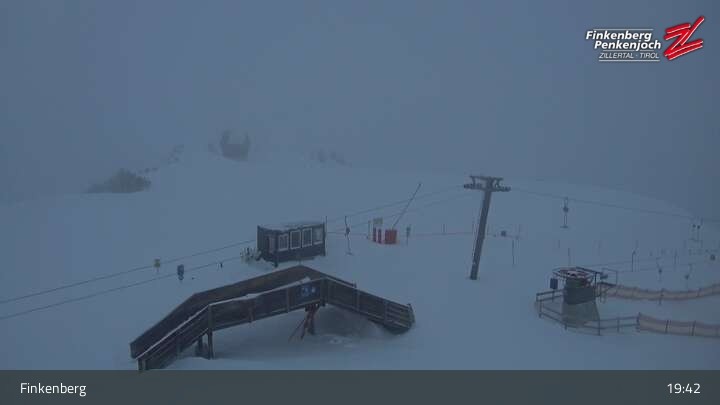 Archived image Webcam Penkenjoch near Finkenberg