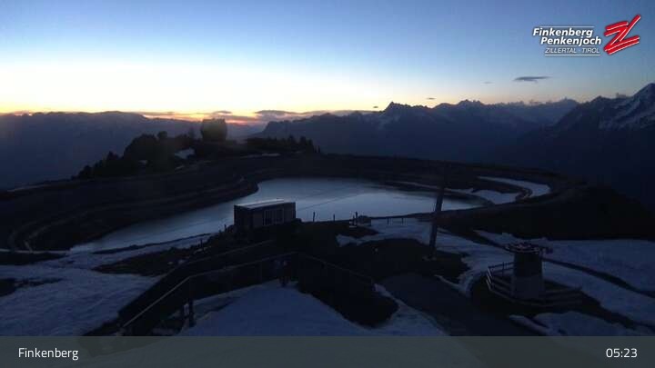 Archived image Webcam Penkenjoch near Finkenberg