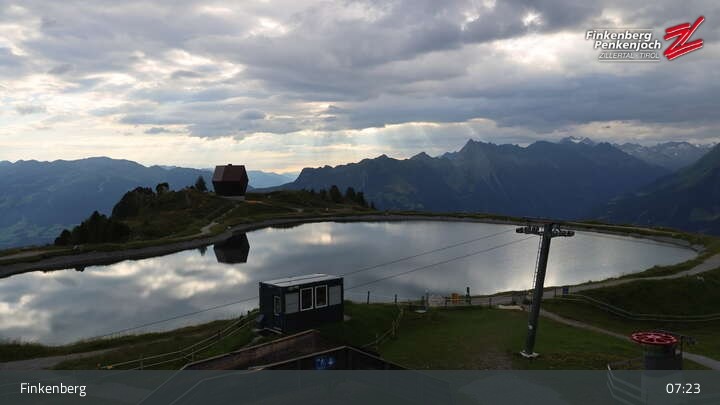 Archived image Webcam Penkenjoch near Finkenberg