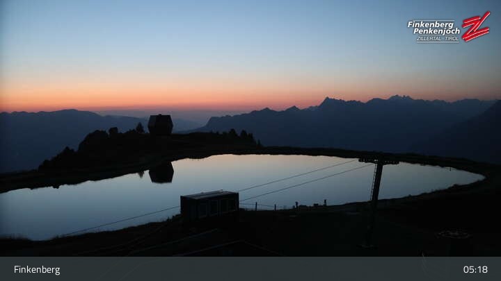 Archived image Webcam Penkenjoch near Finkenberg